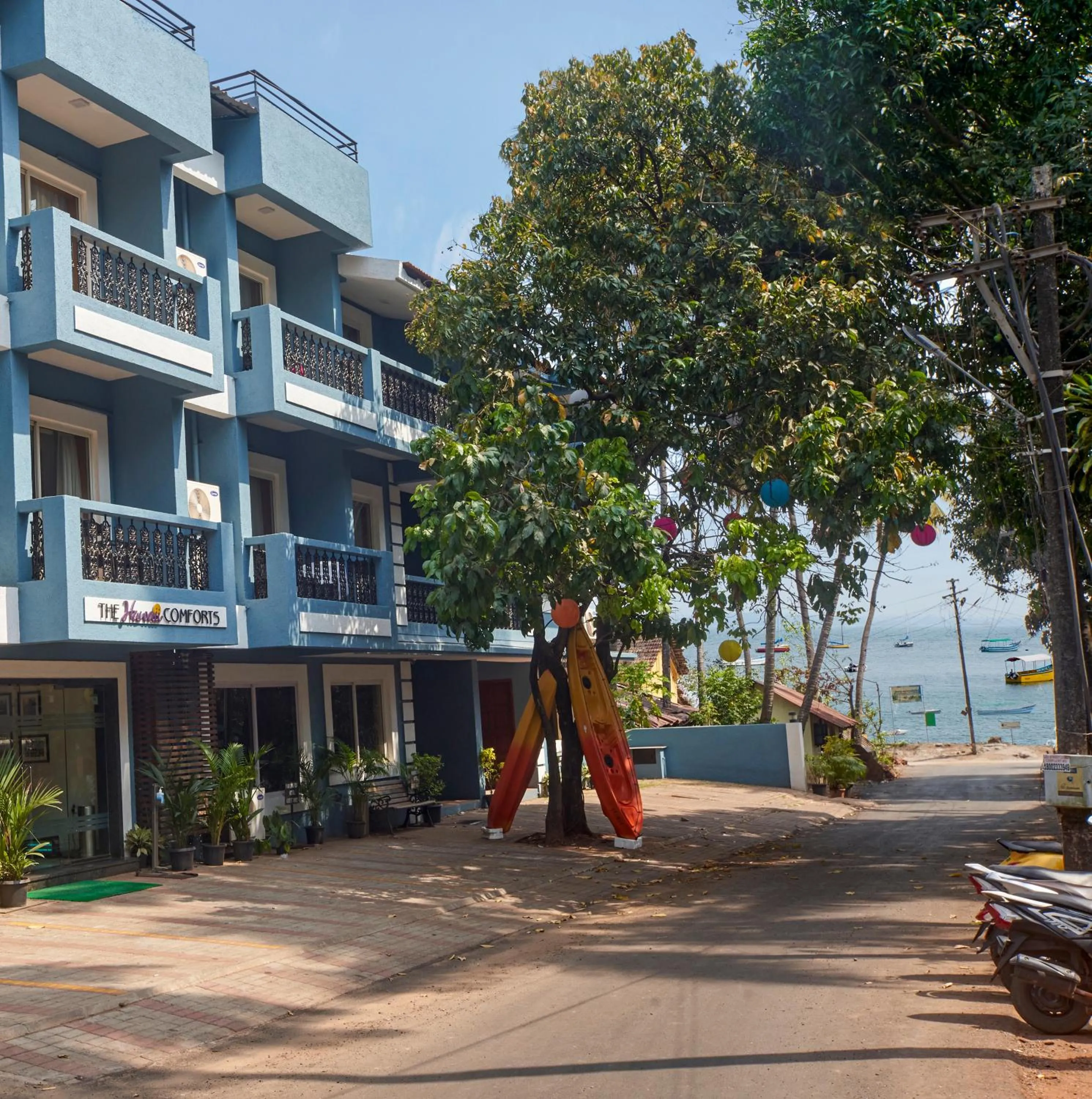 Property building in The Hawaii Comforts Panjim Donapaula