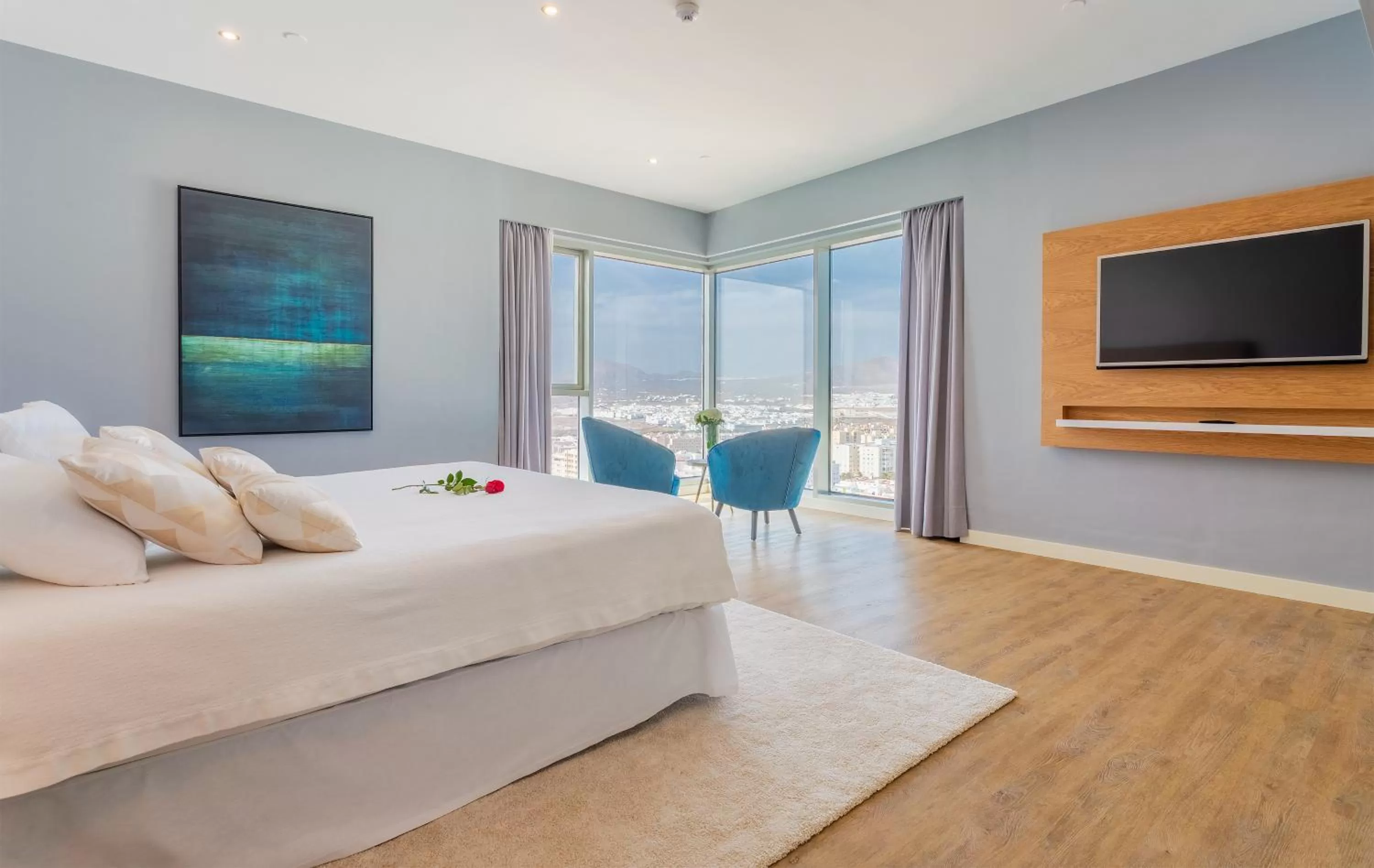 Bed in Arrecife Gran Hotel & Spa