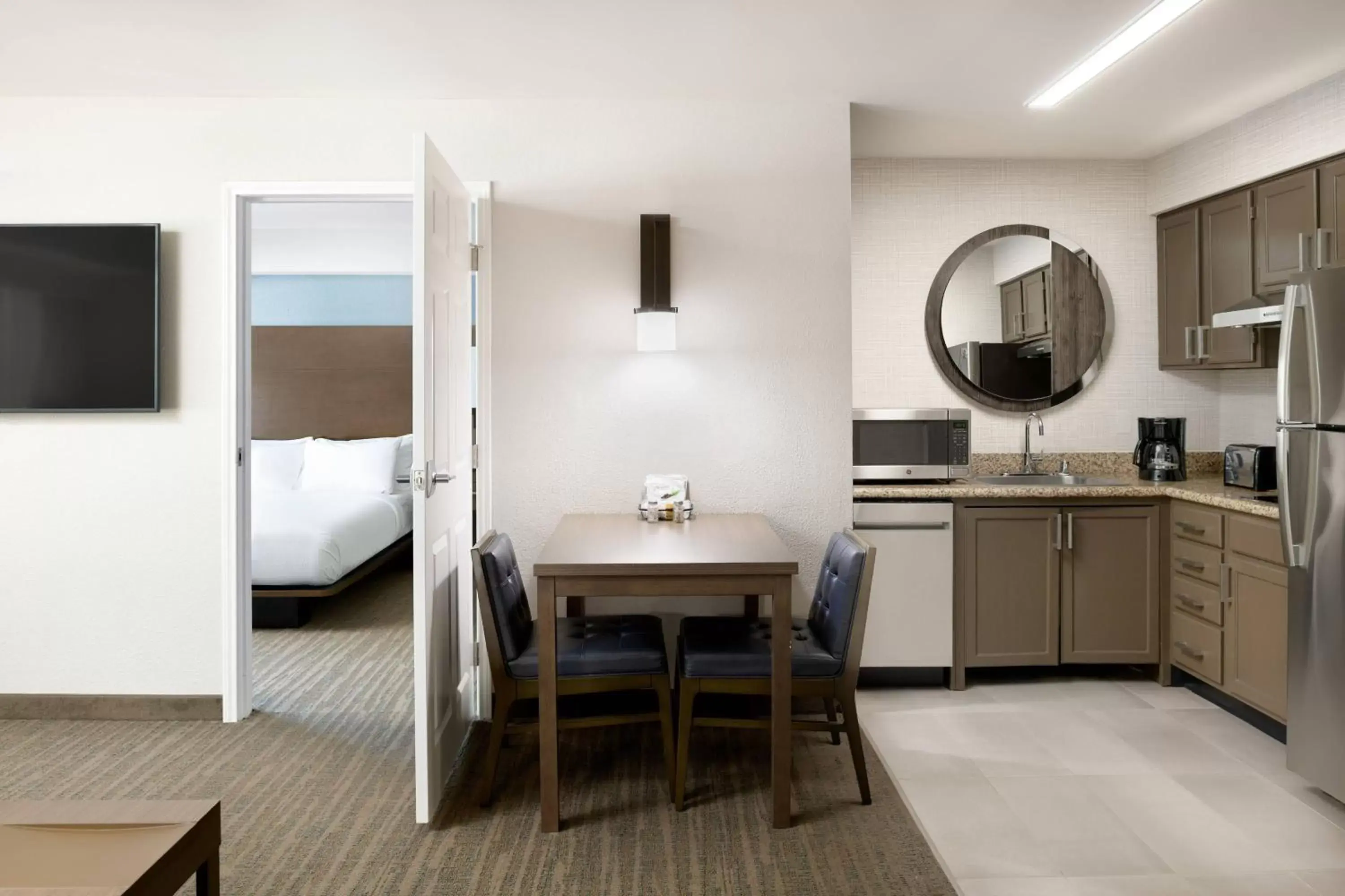 Bedroom, Dining Area in Residence Inn Pleasanton