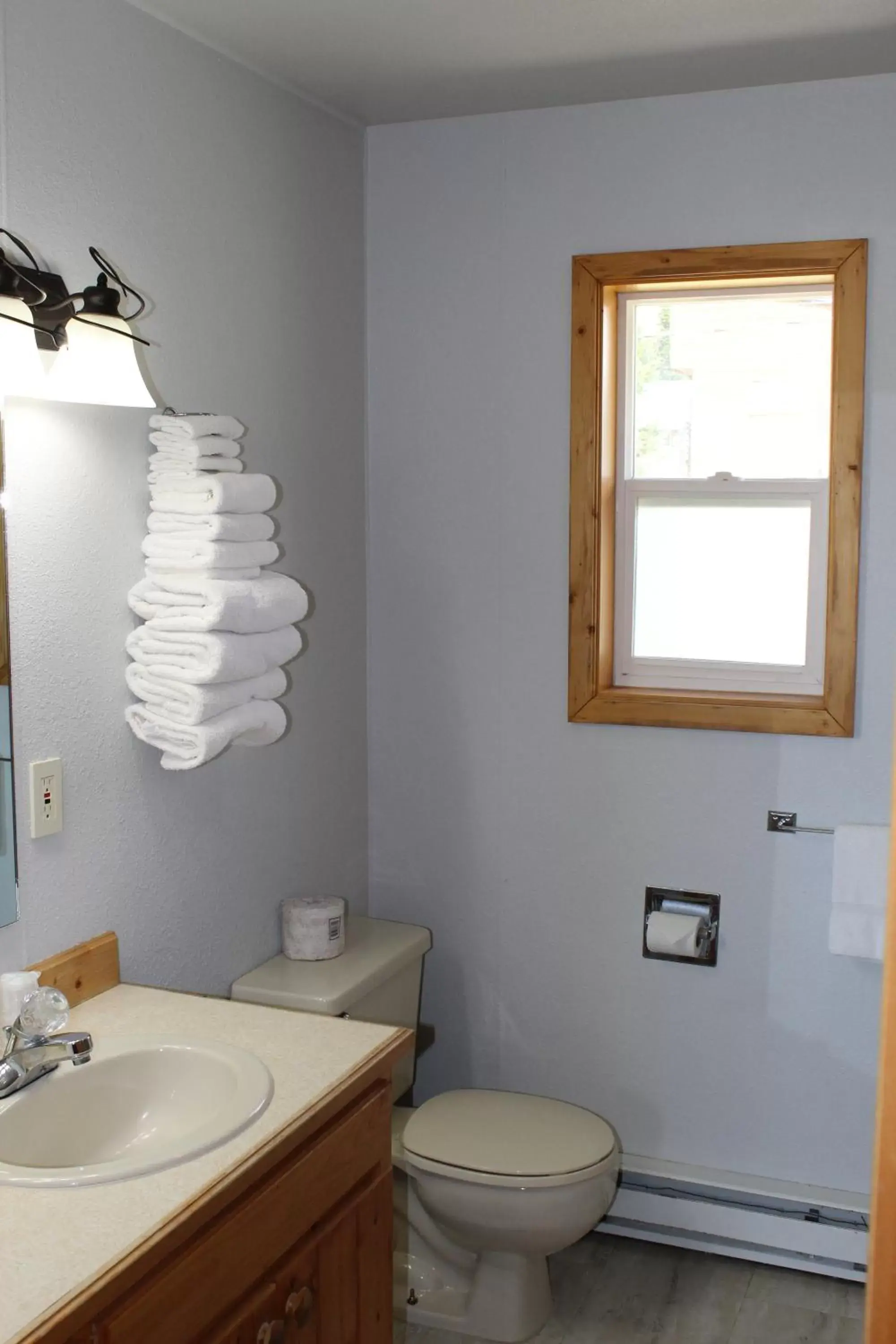 Shower, Bathroom in Alpine Motel of Cooke City