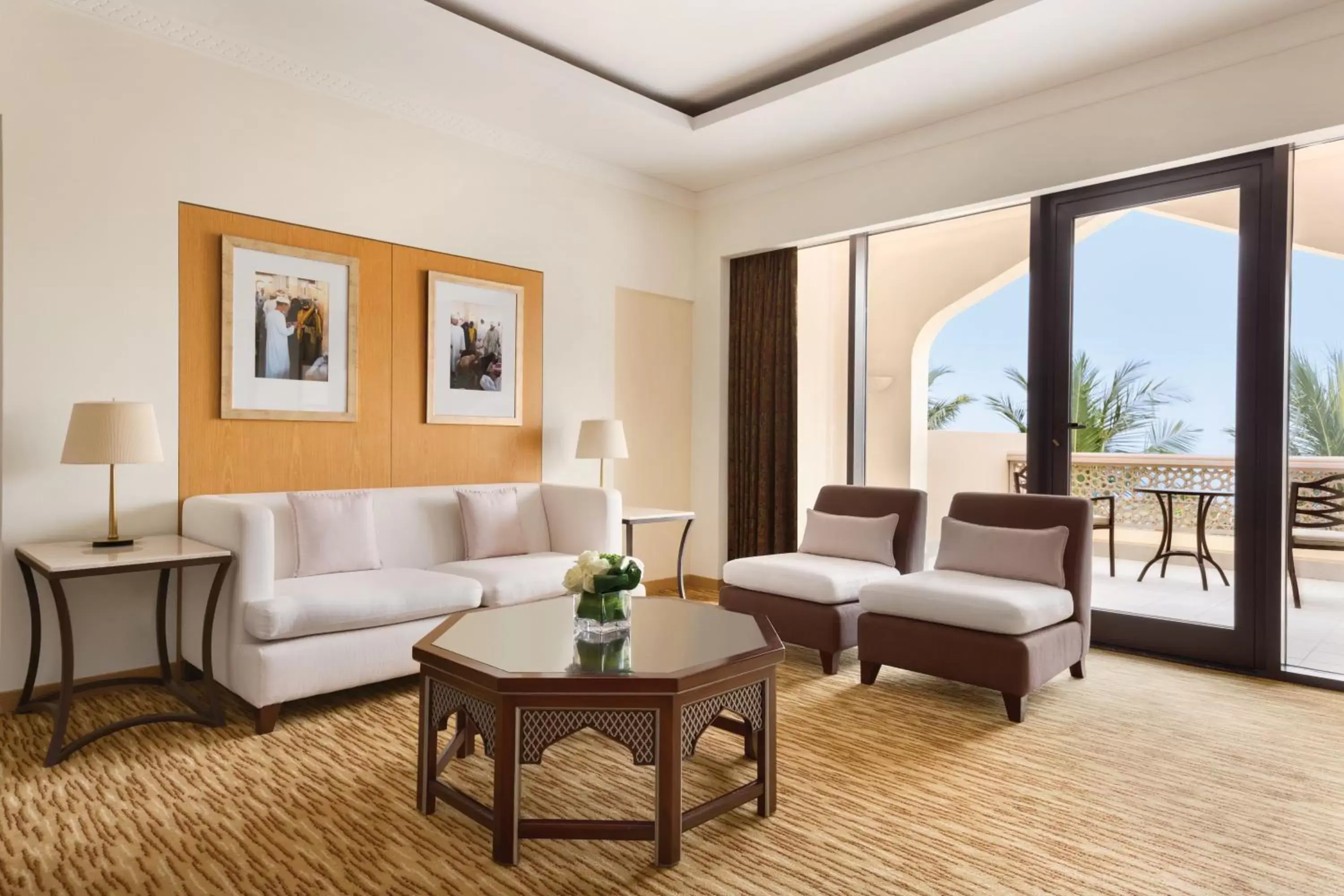 Living room, Seating Area in Shangri-La Barr Al Jissah, Muscat