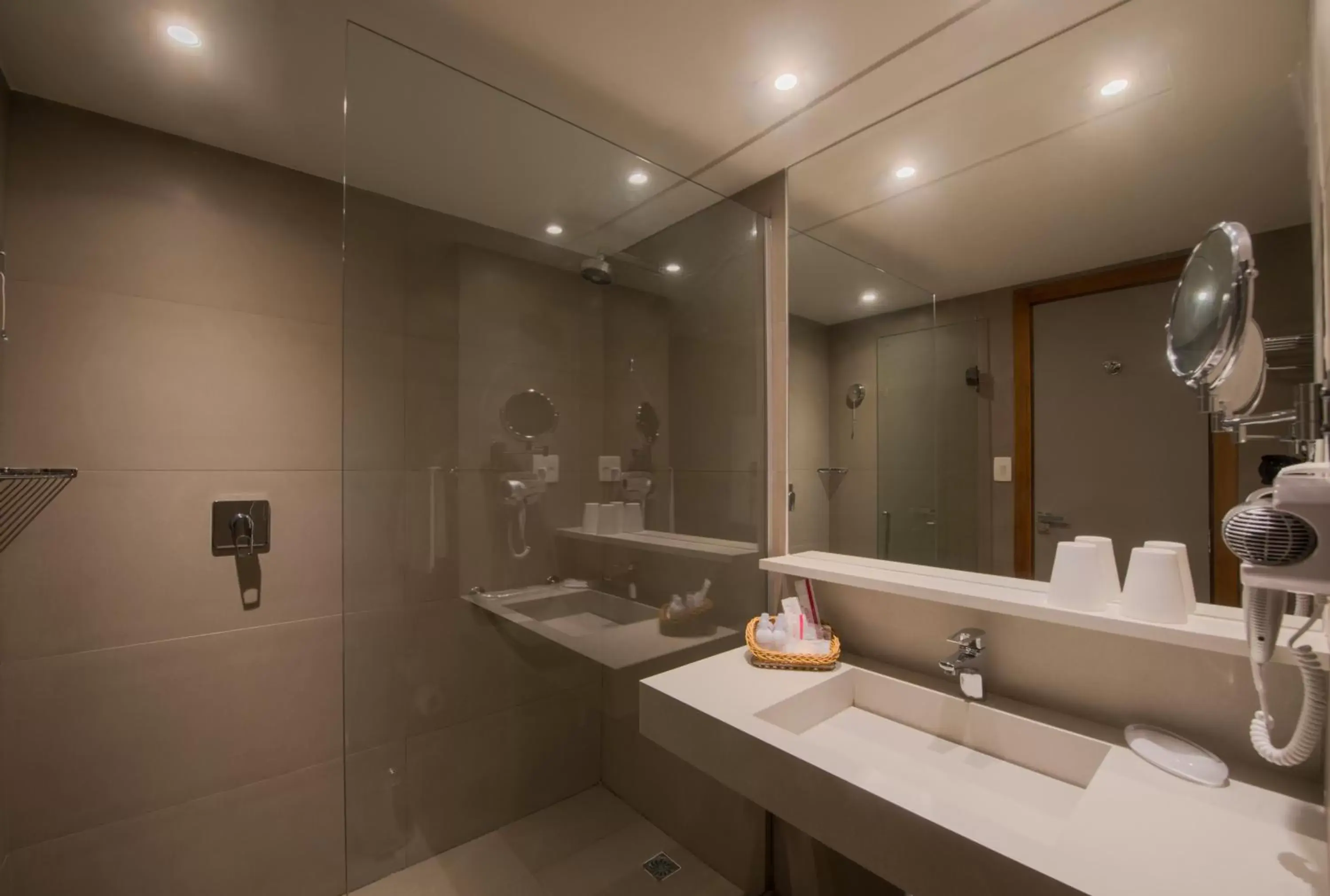 Shower, Bathroom in Costa Mar Recife Hotel by Atlantica