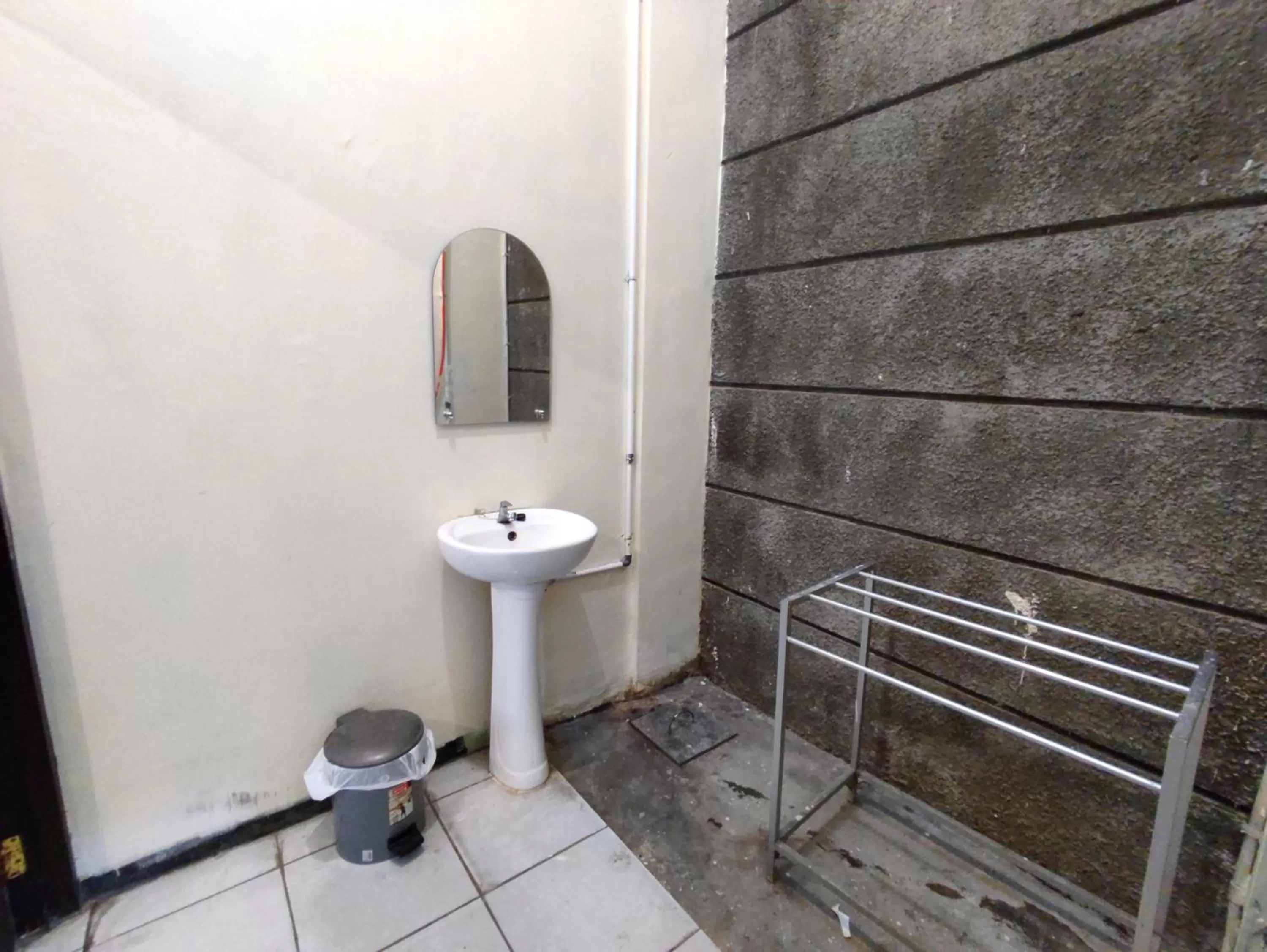 Bathroom in OYO 3862 Syariah Hotel Pandan Wangi