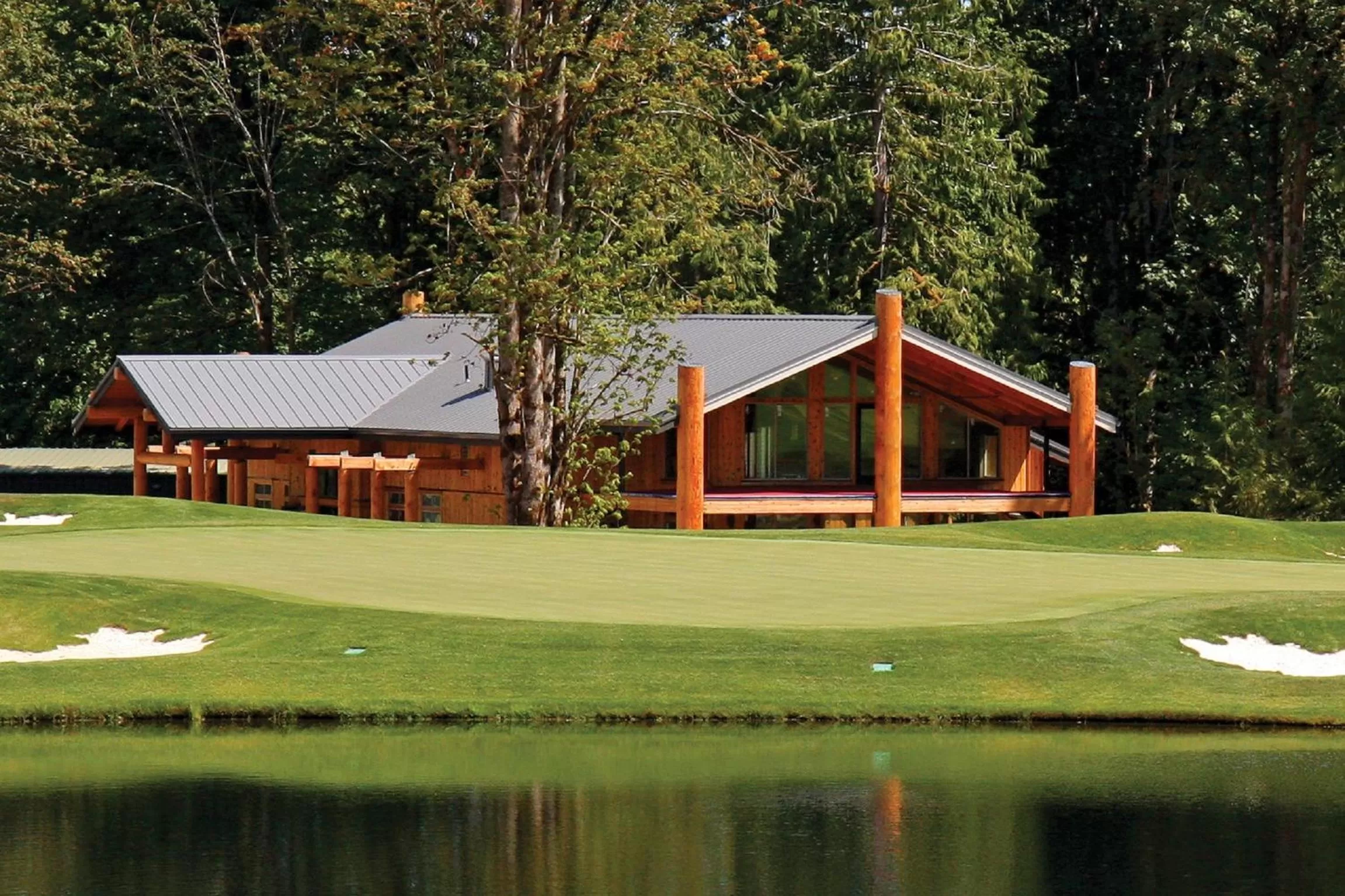 Facade/entrance in Little Creek Casino Resort