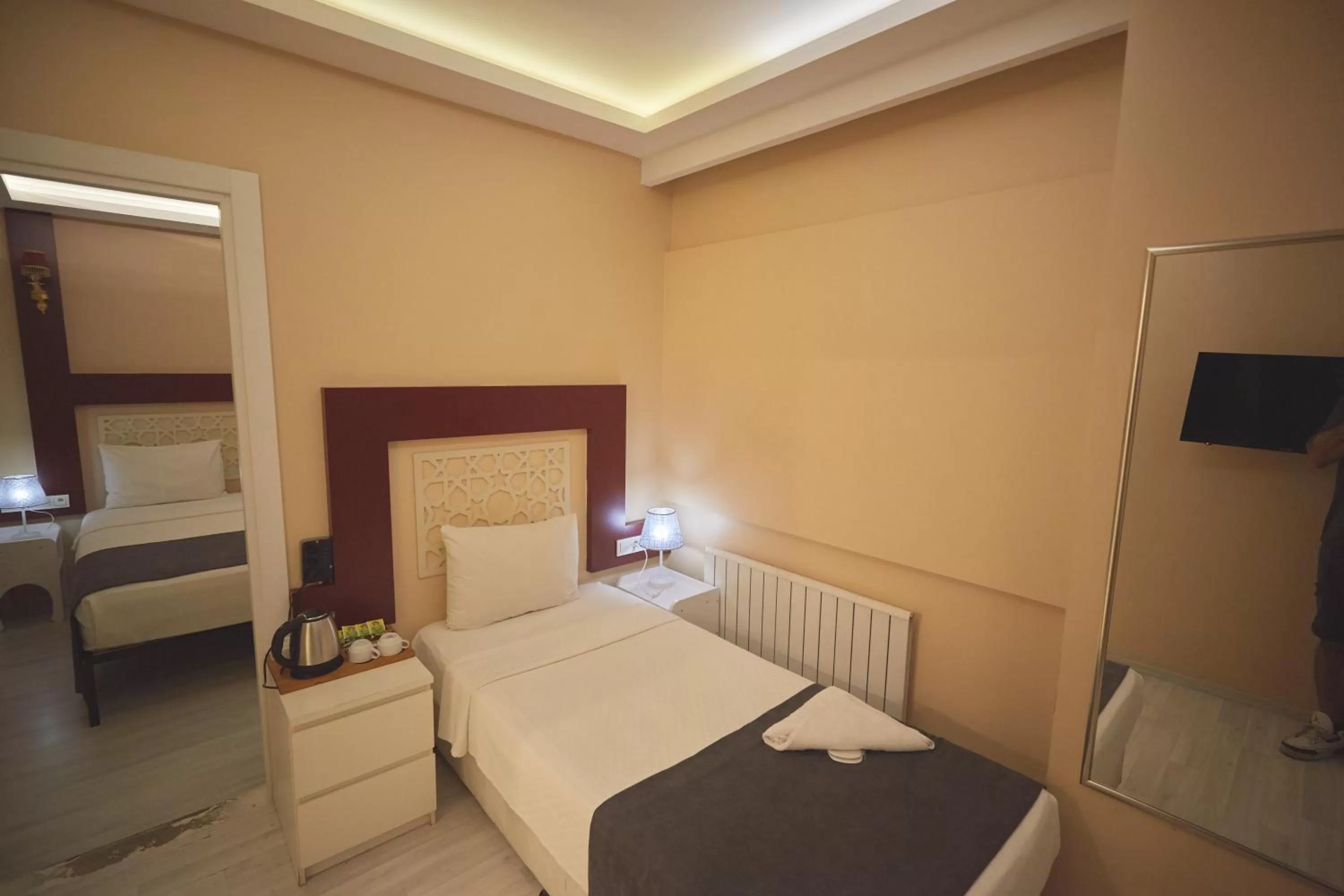 Coffee/tea facilities, Bed in Albatros Hagia Sophia Hotel