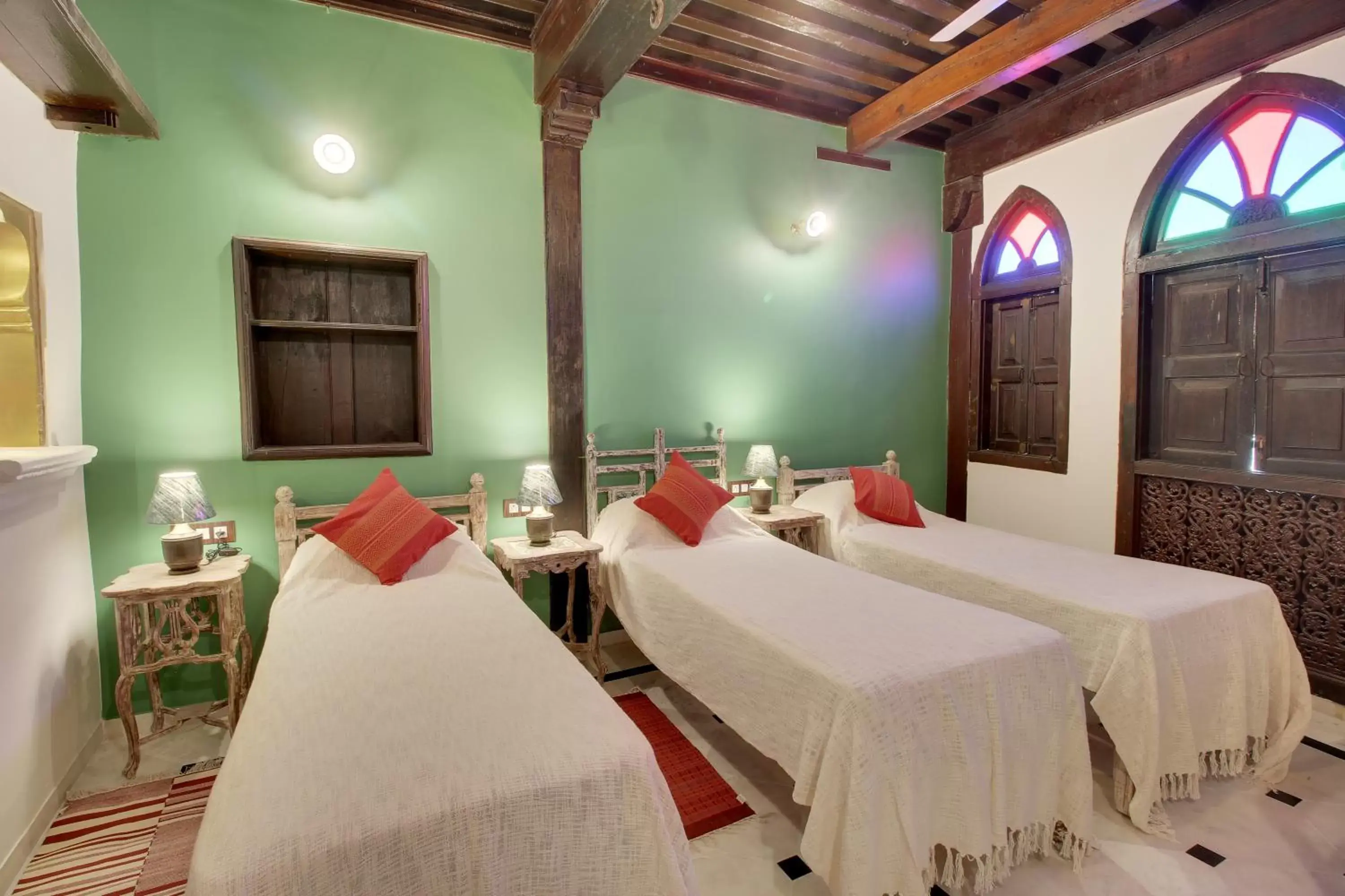 Inner courtyard view, Bed in Deewanji Ni Haveli Inner courtyard view, Bed in Deewanji Ni Haveli