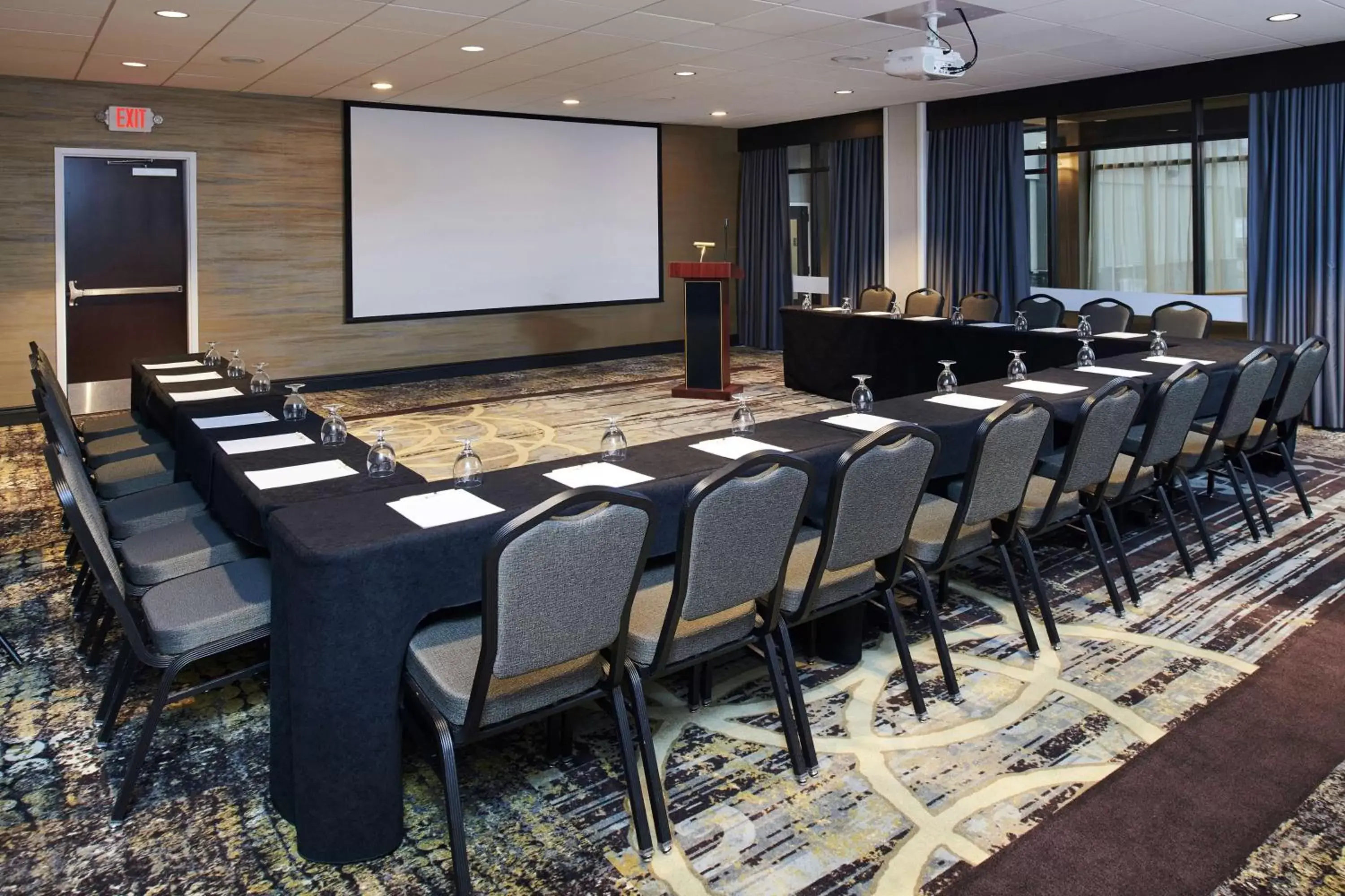 Meeting/conference room in Doubletree By Hilton Raleigh Crabtree Valley