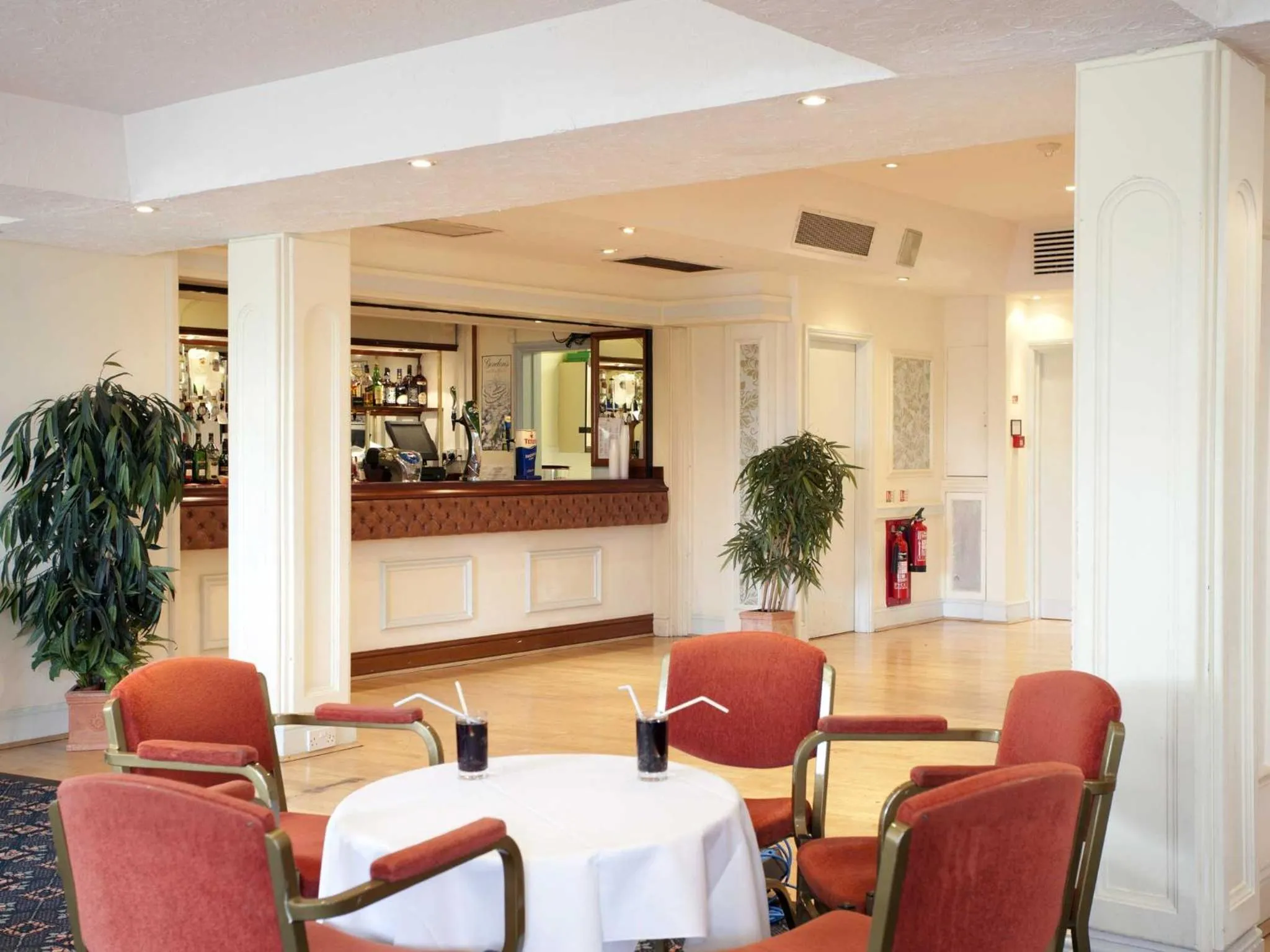 Lounge or bar in TLH Toorak Hotel - TLH Leisure, Entertainment and Spa Resort