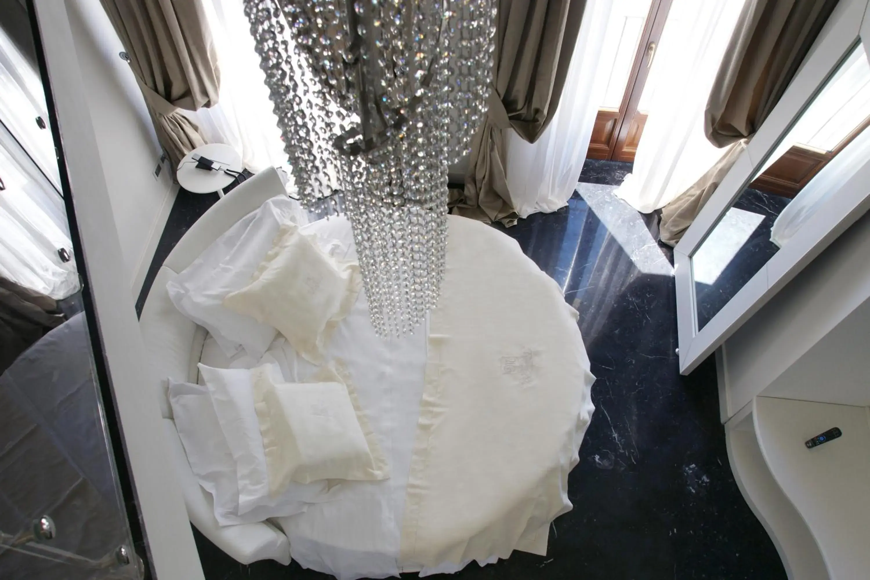 Photo of the whole room, Bathroom in Hotel Metropole Taormina