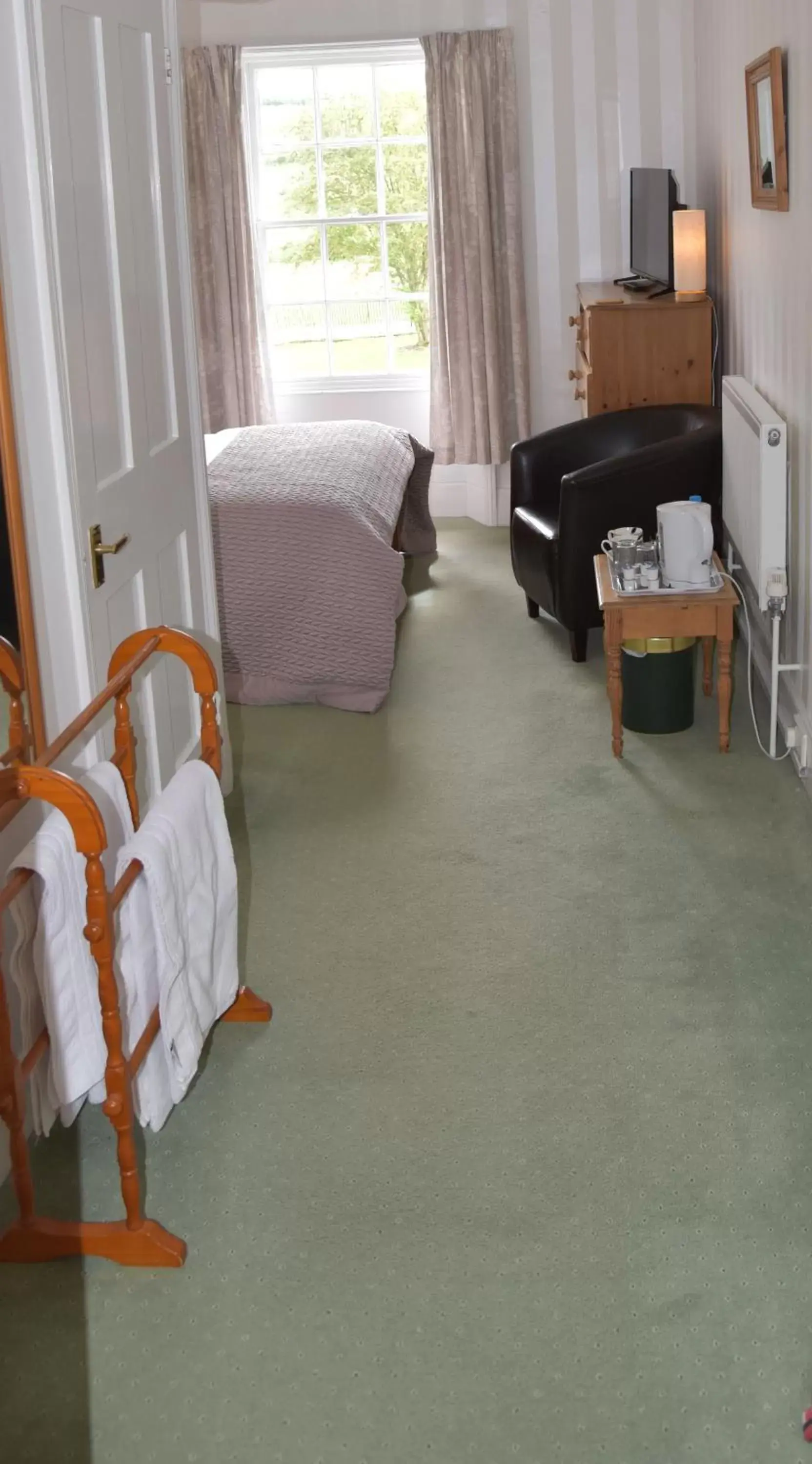 Bedroom, Seating Area in Lower Bryanston Farm