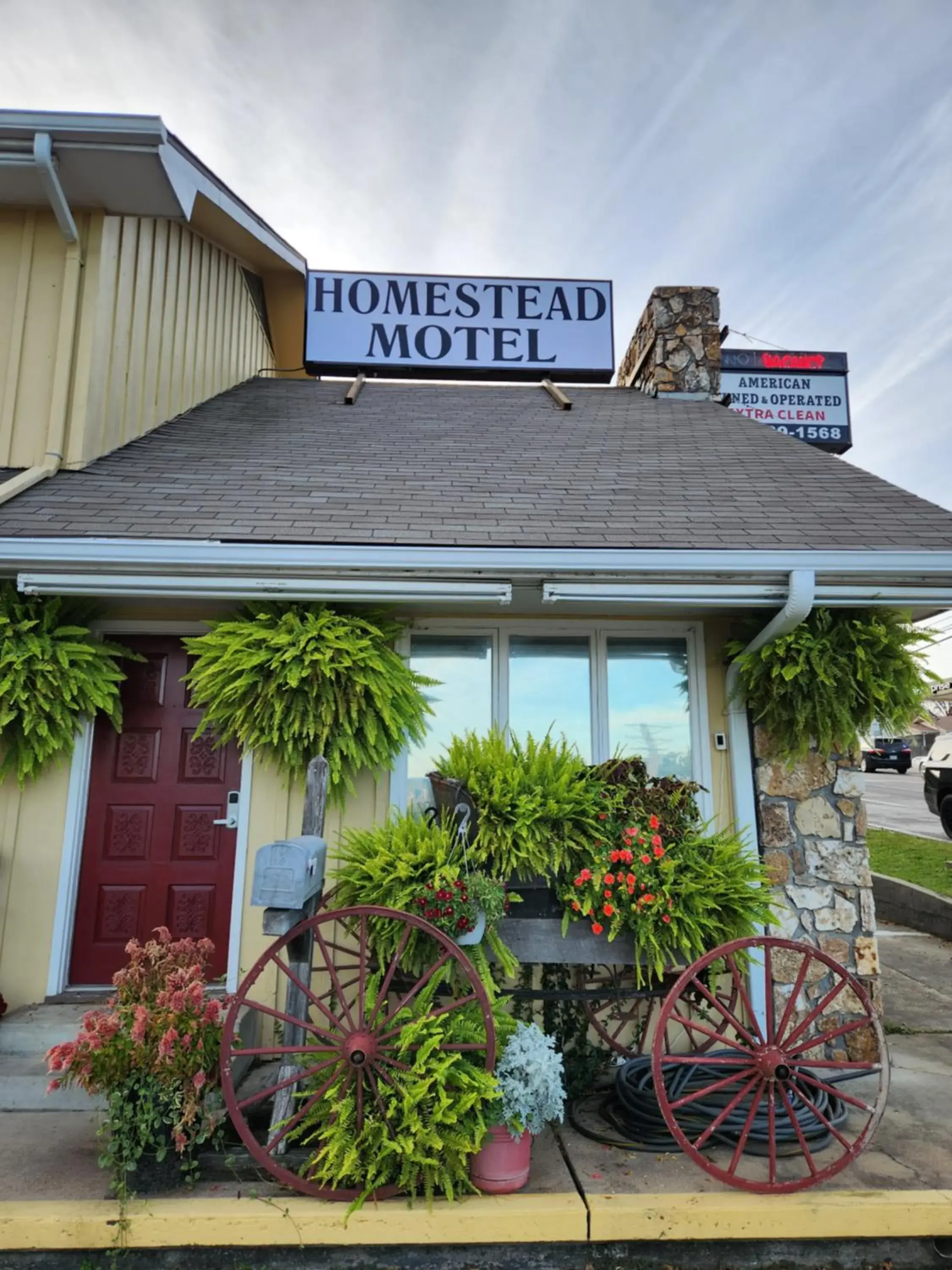 Street view, Property Building in Homestead Motel