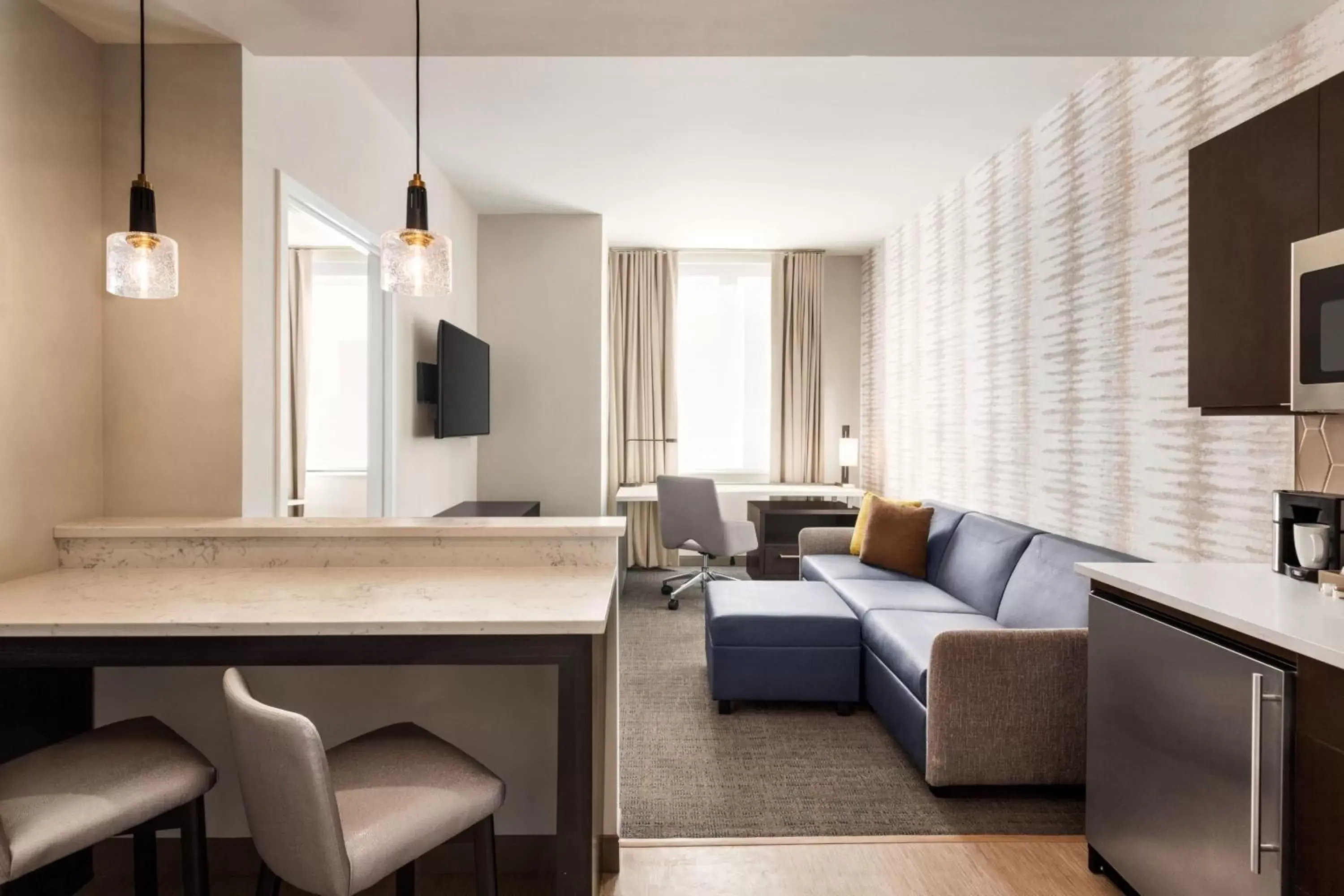 Bedroom, Seating Area in Residence Inn by Marriott New York JFK Airport