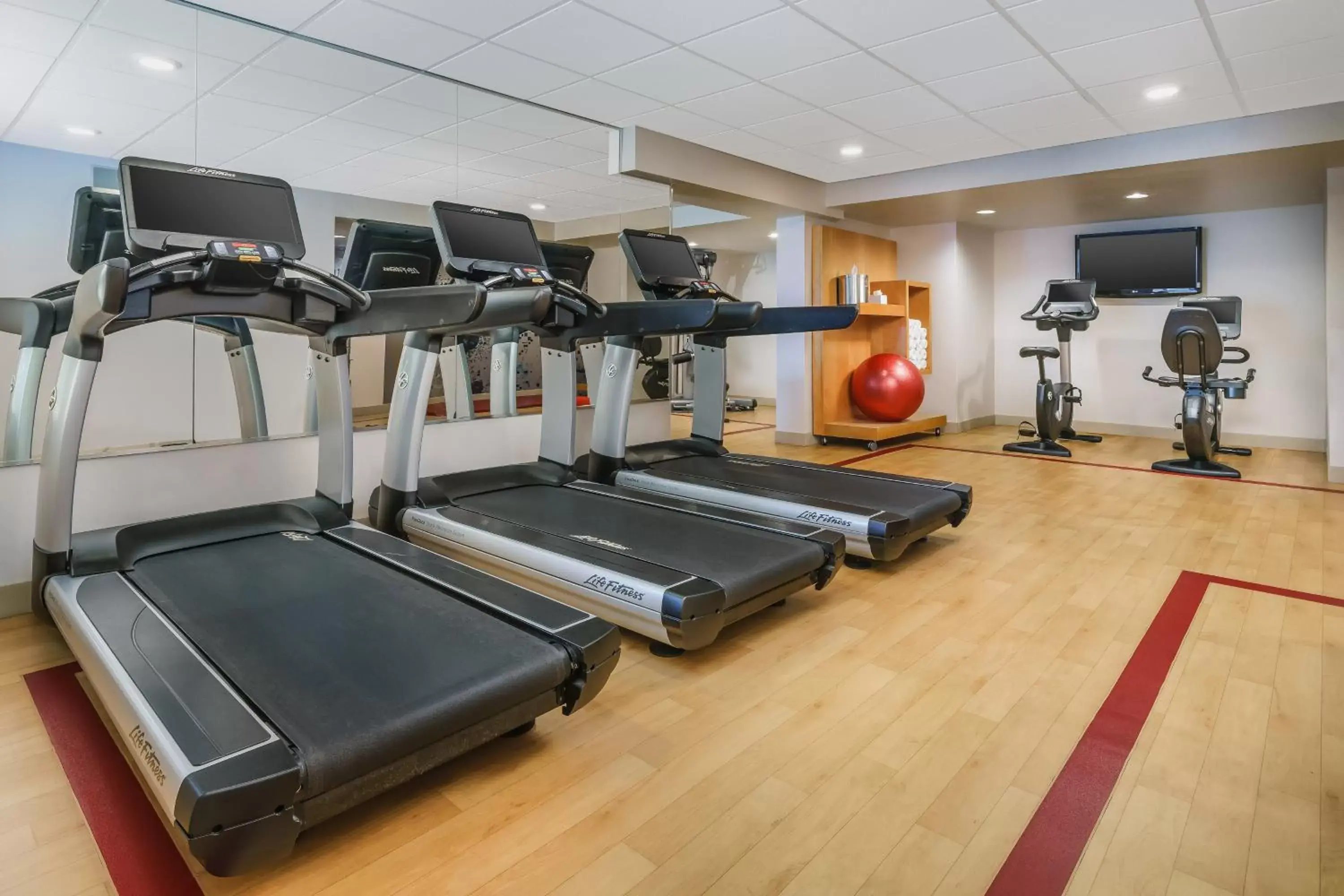 Fitness centre/facilities, Fitness Center/Facilities in Sheraton Great Valley Hotel