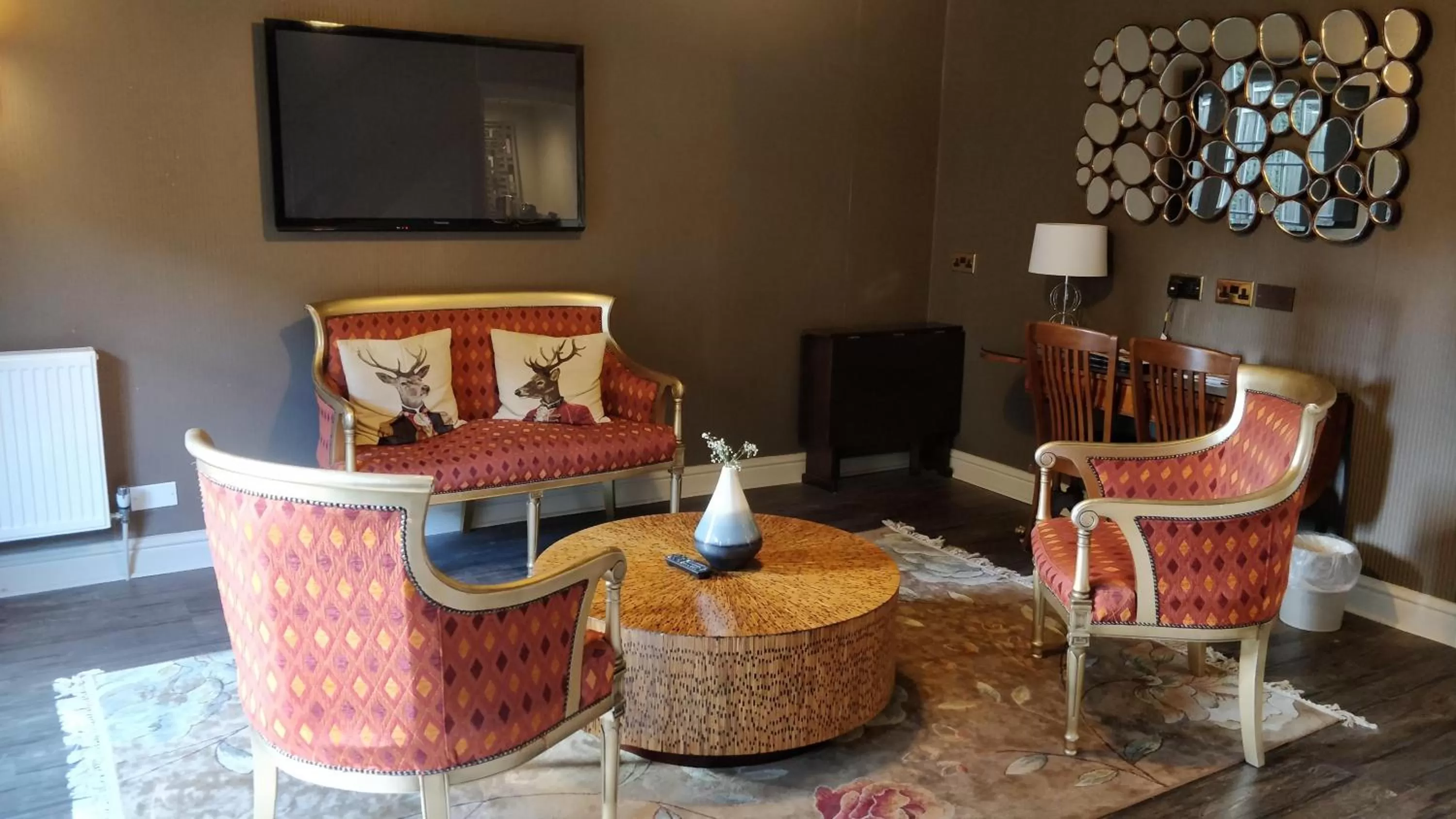 Living room in The Spread Eagle Hotel