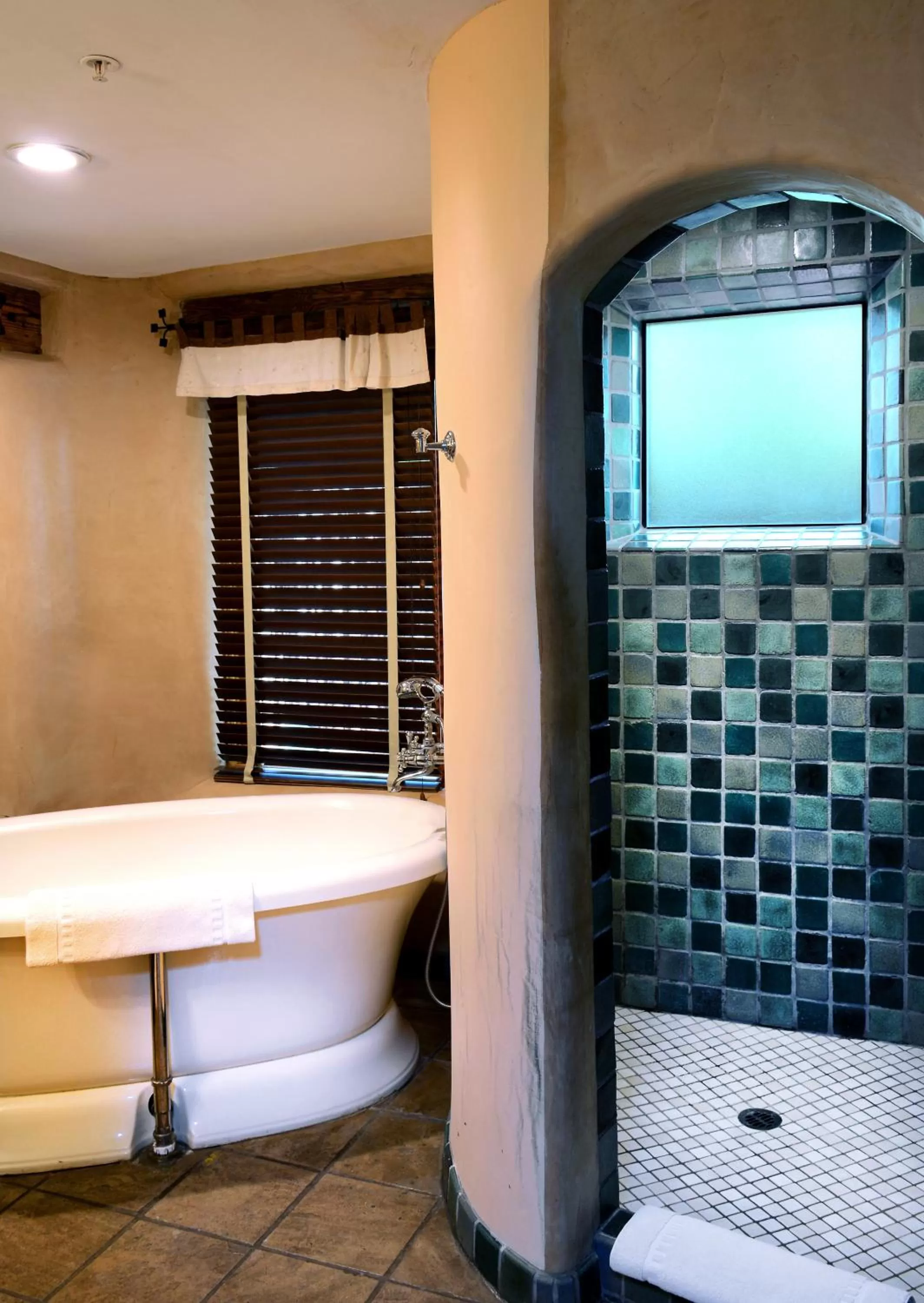 Bathroom in El Portal Sedona Hotel