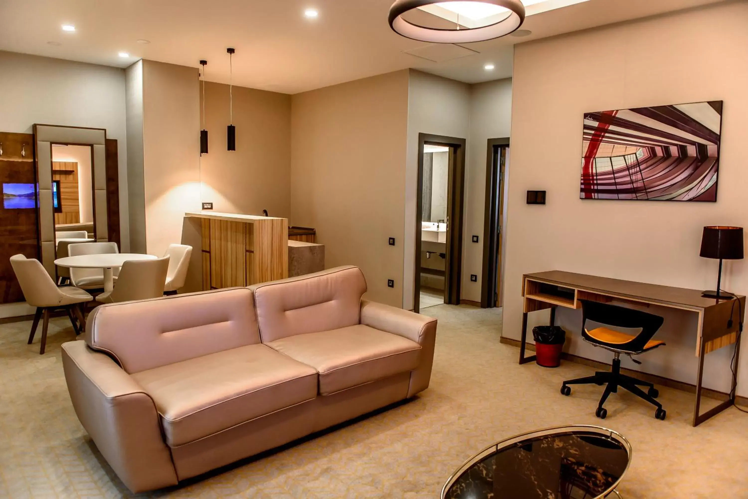 King Suite - Non-Smoking in Ramada by Wyndham Ramnicu Valcea King Suite - Non-Smoking in Ramada by Wyndham Ramnicu Valcea
