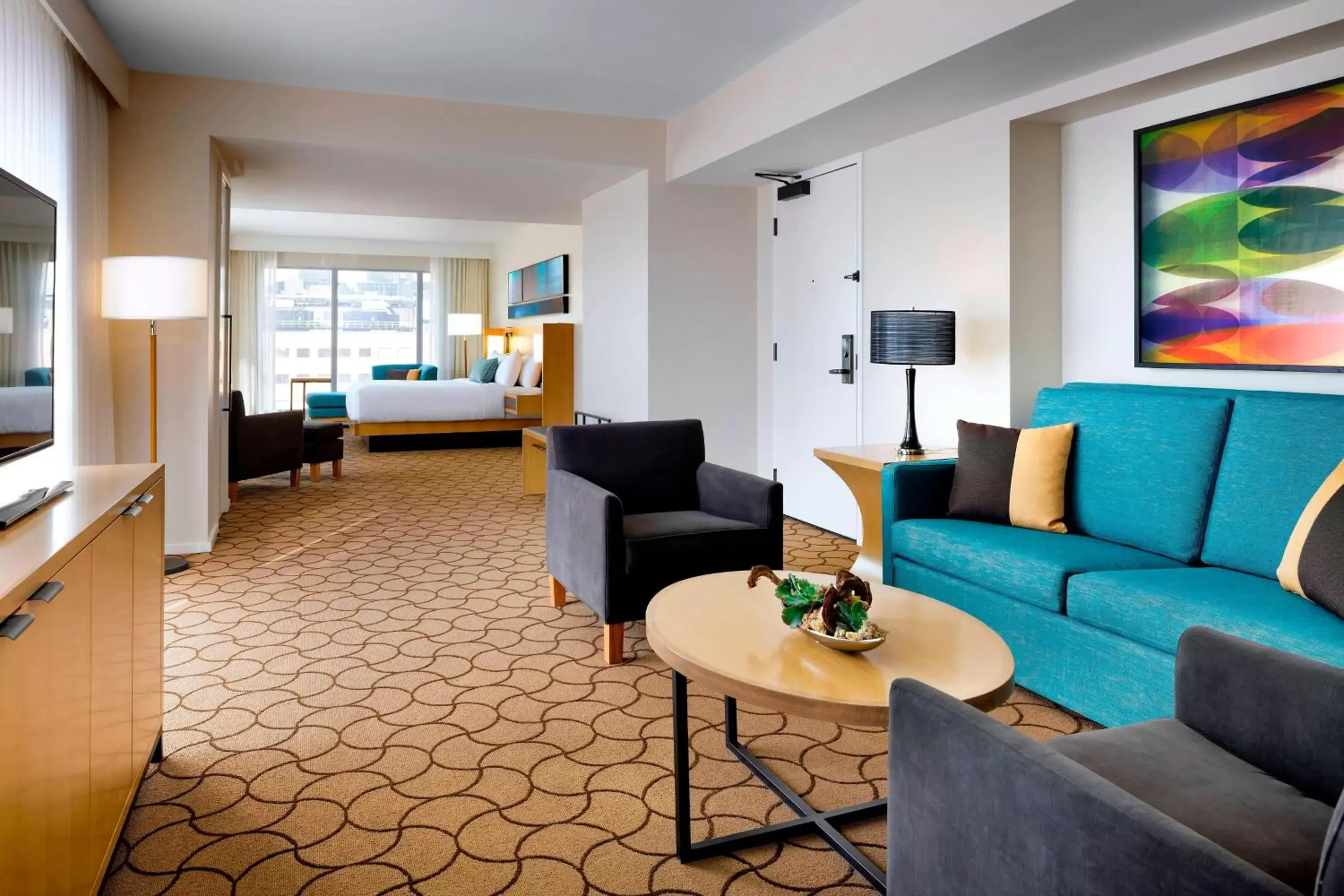 Living room, Seating Area in Delta Hotels by Marriott Toronto