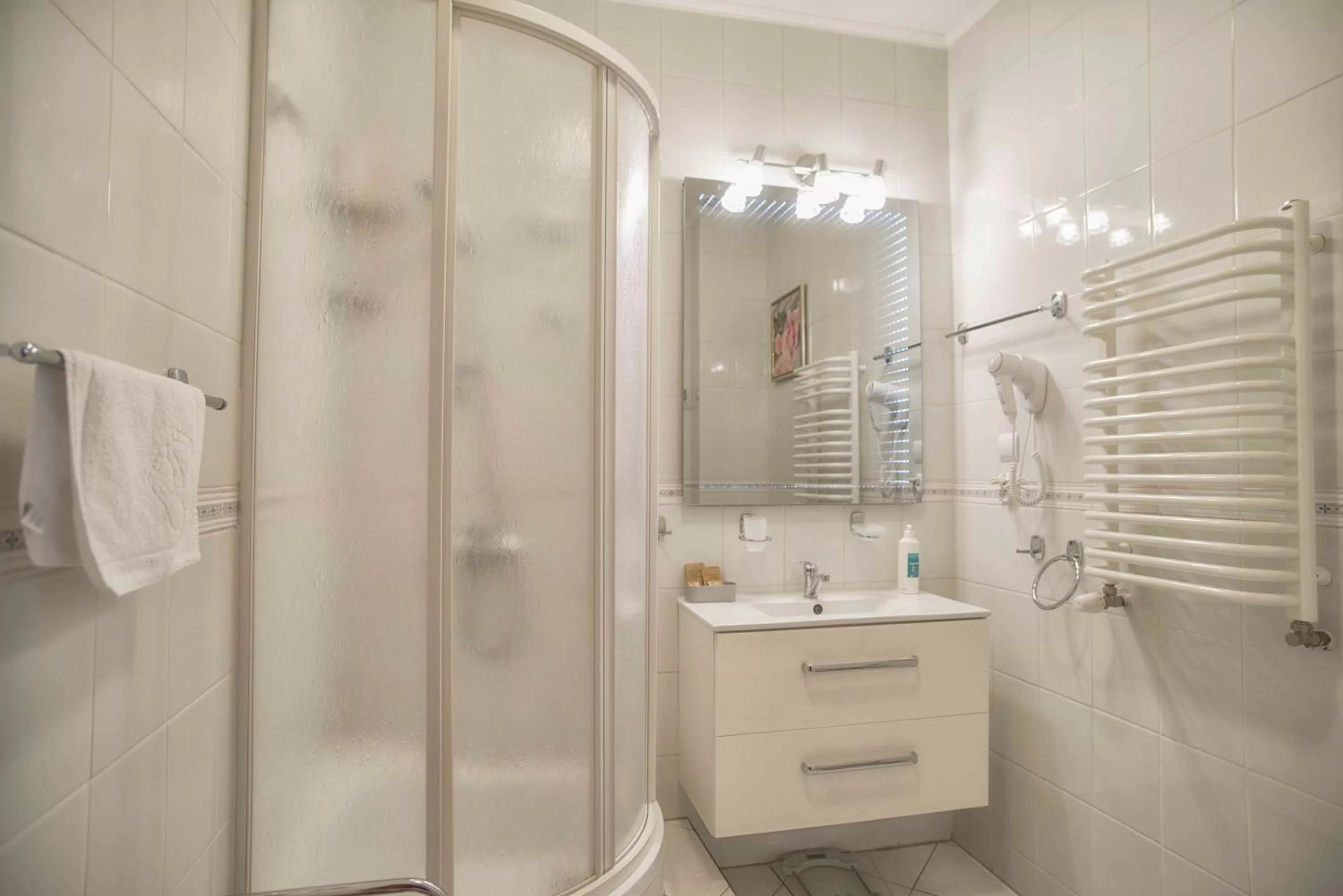 Shower in Rezydencja Elżbiecin