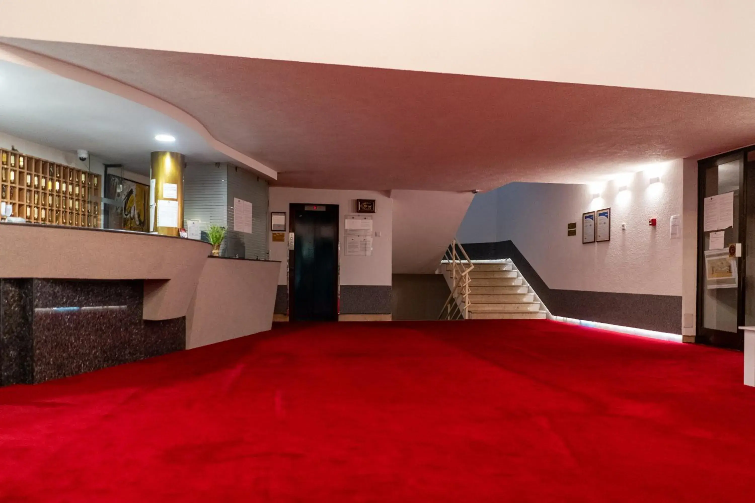 Lobby or reception in Hotel Grand Lobby or reception in Hotel Grand