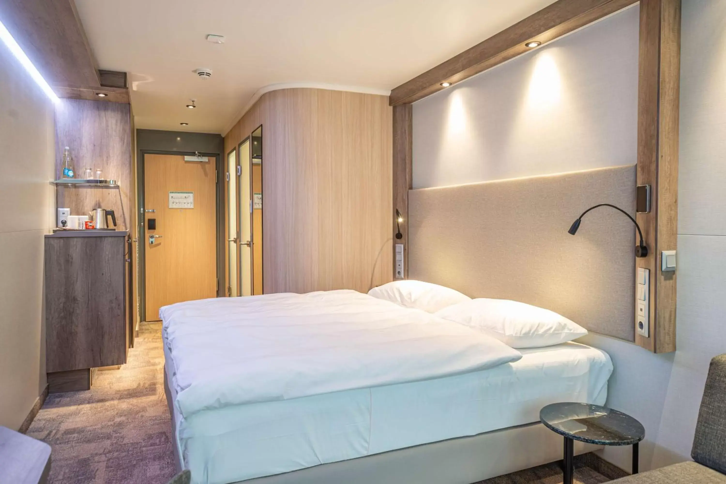 Bedroom, Bed in Park Inn By Radisson Wismar