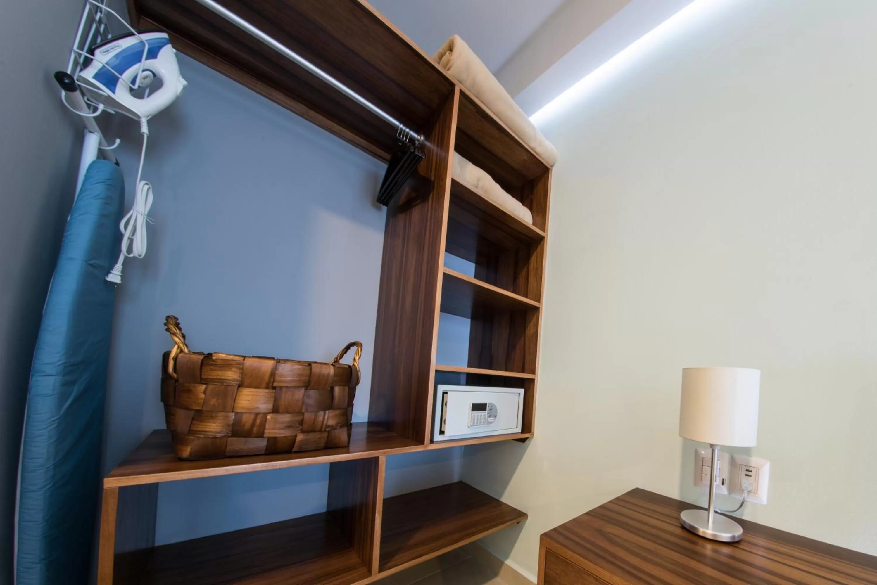 safe in Hotel Clipperton