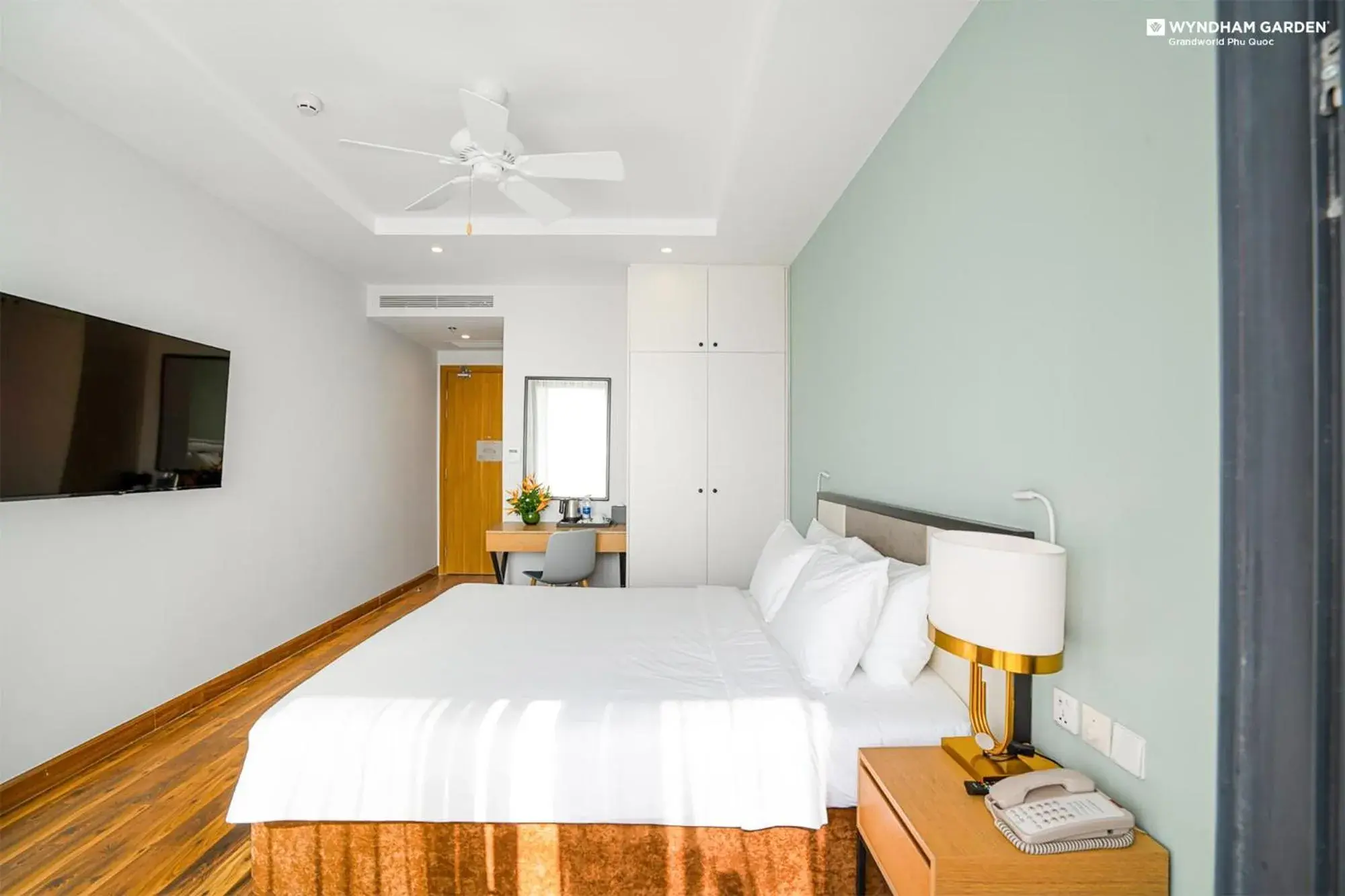 Bedroom, Bed in Wyndham Garden Grandworld Phu Quoc