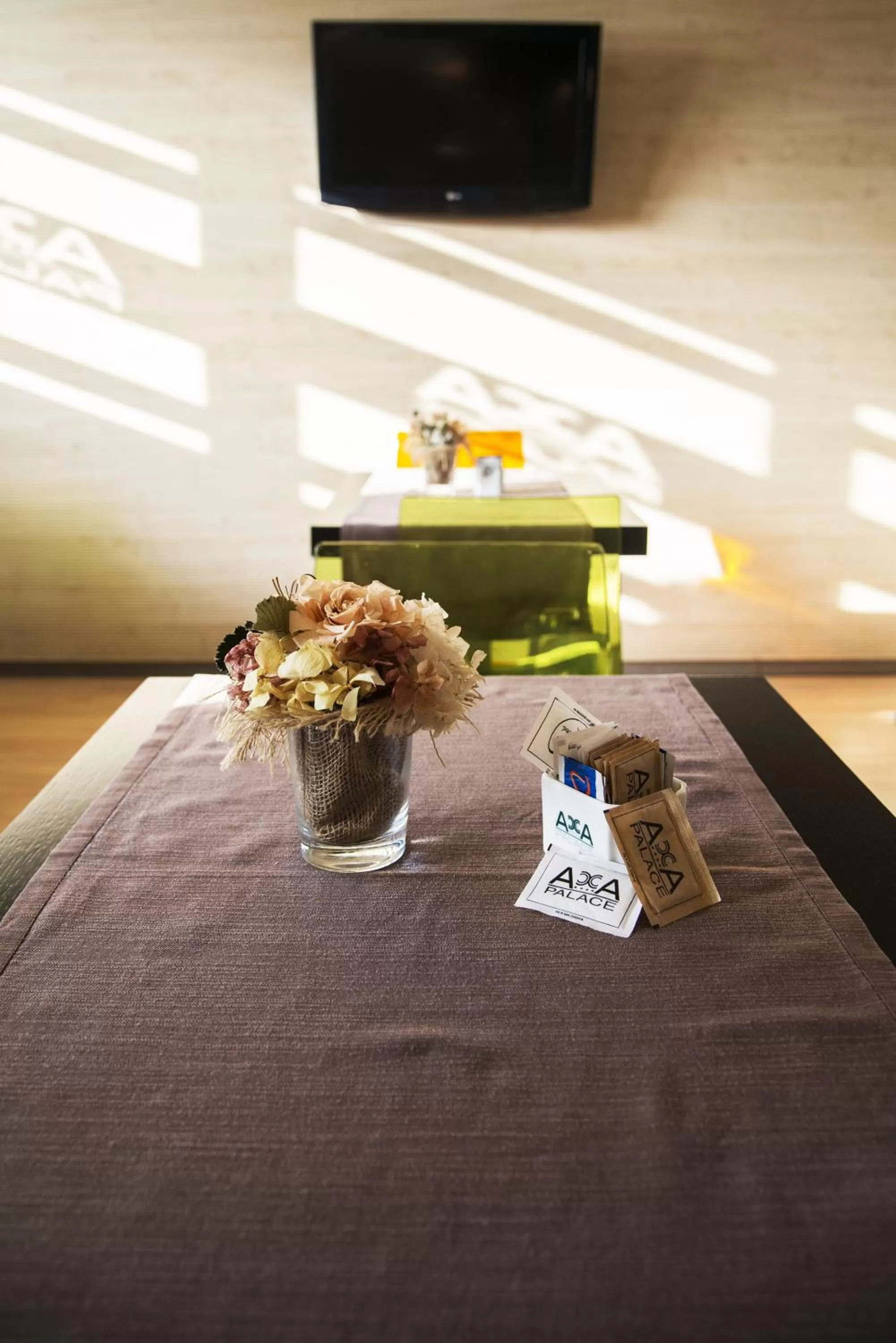 Restaurant/places to eat, Bed in Acca Palace AA Hotels