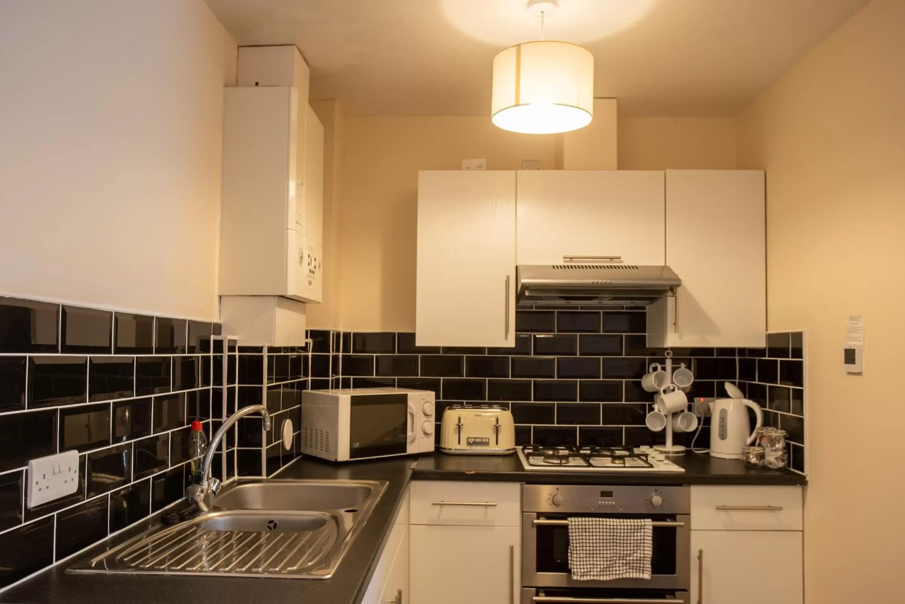 Kitchen/Kitchenette in Traquair Arms Hotel