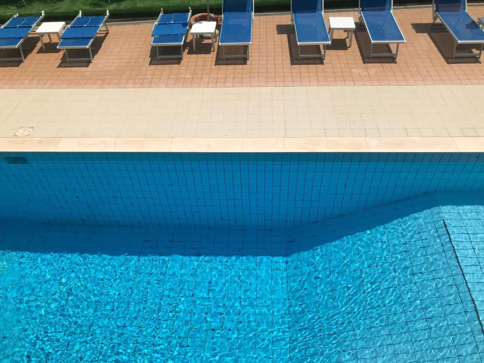 Swimming Pool in Hotel Apogeo