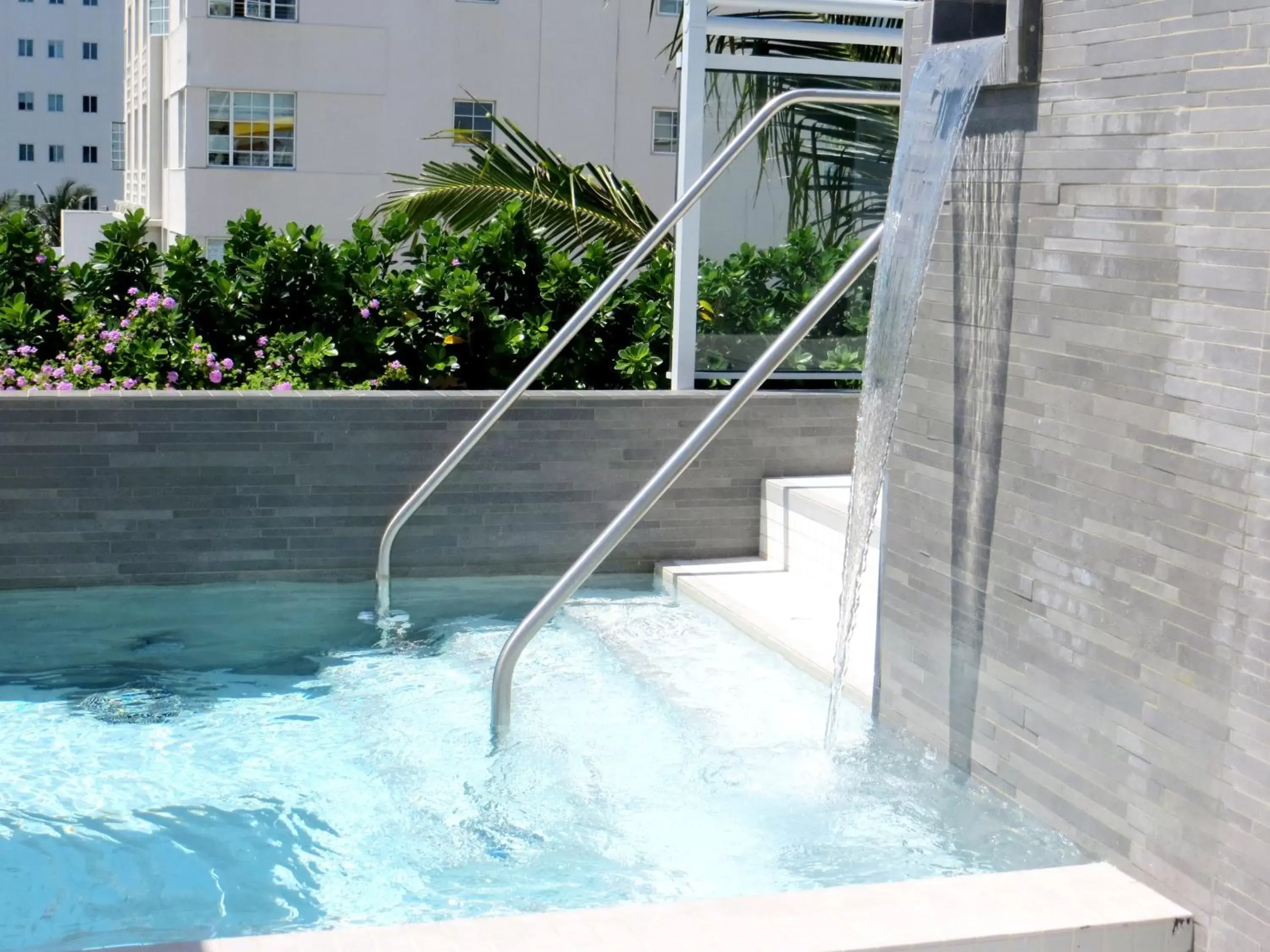 Spa and wellness centre/facilities, Swimming Pool in Leslie Hotel Ocean Drive