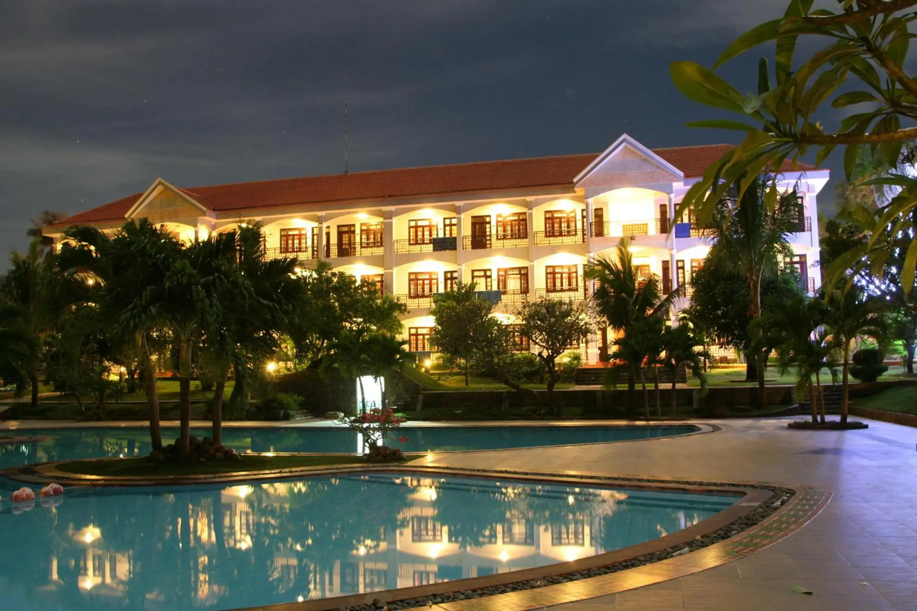 Deluxe Double or Twin Room with Pool View in Muine Century Beach Resort & Spa