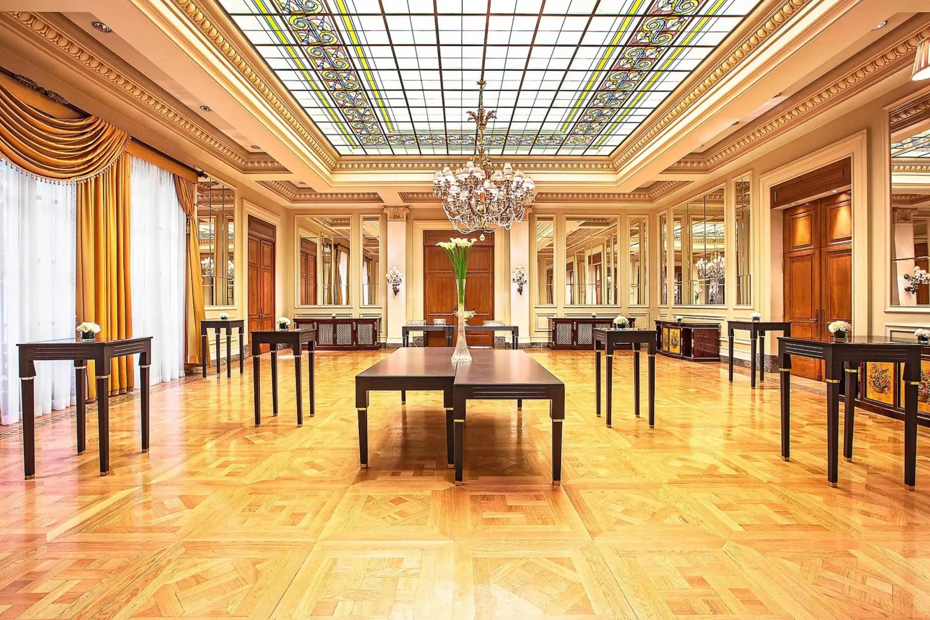 Meeting/conference room, Table Tennis in Hotel Grande Bretagne, a Luxury Collection Hotel, Athens