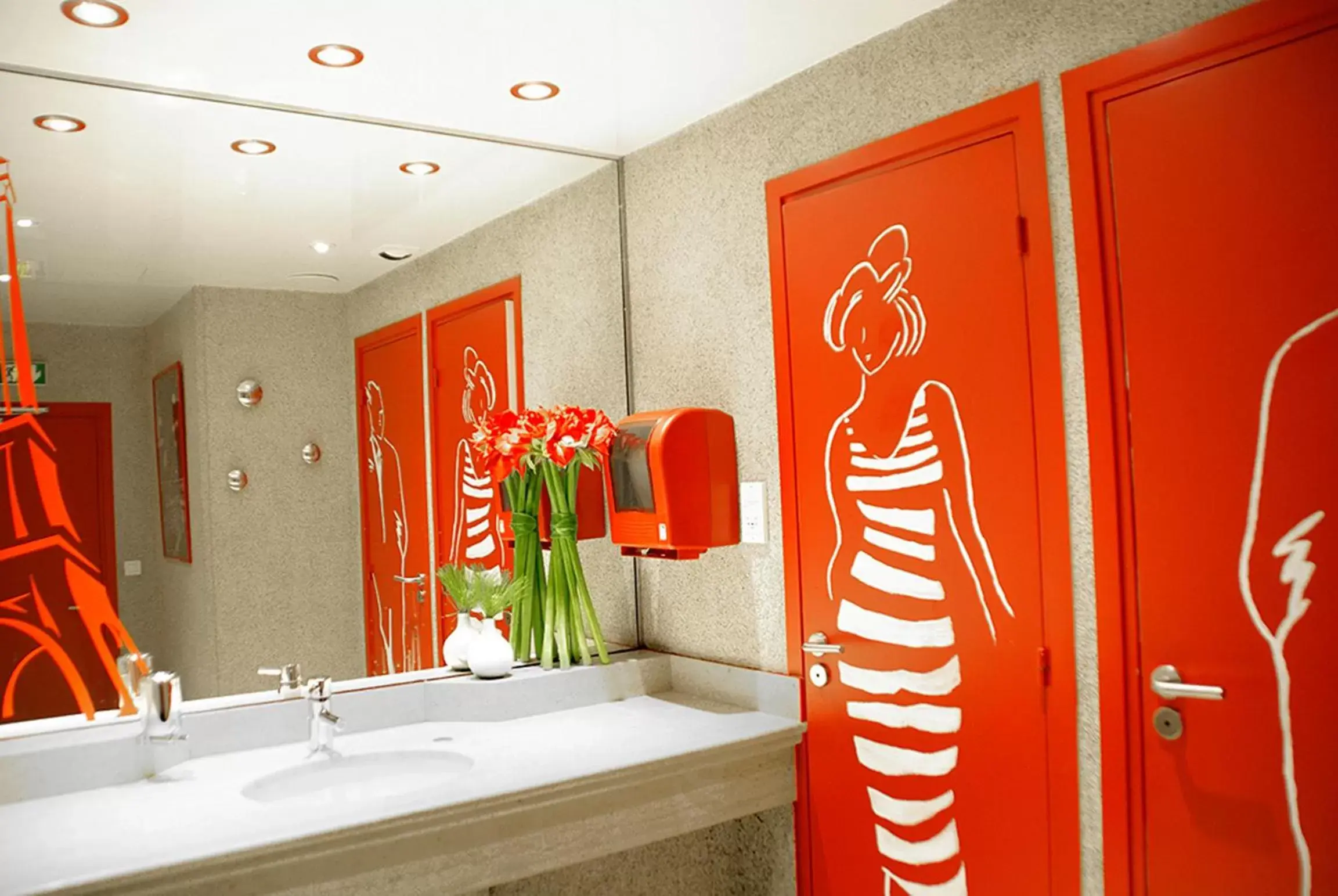 Bathroom in Hotel Astoria - Astotel