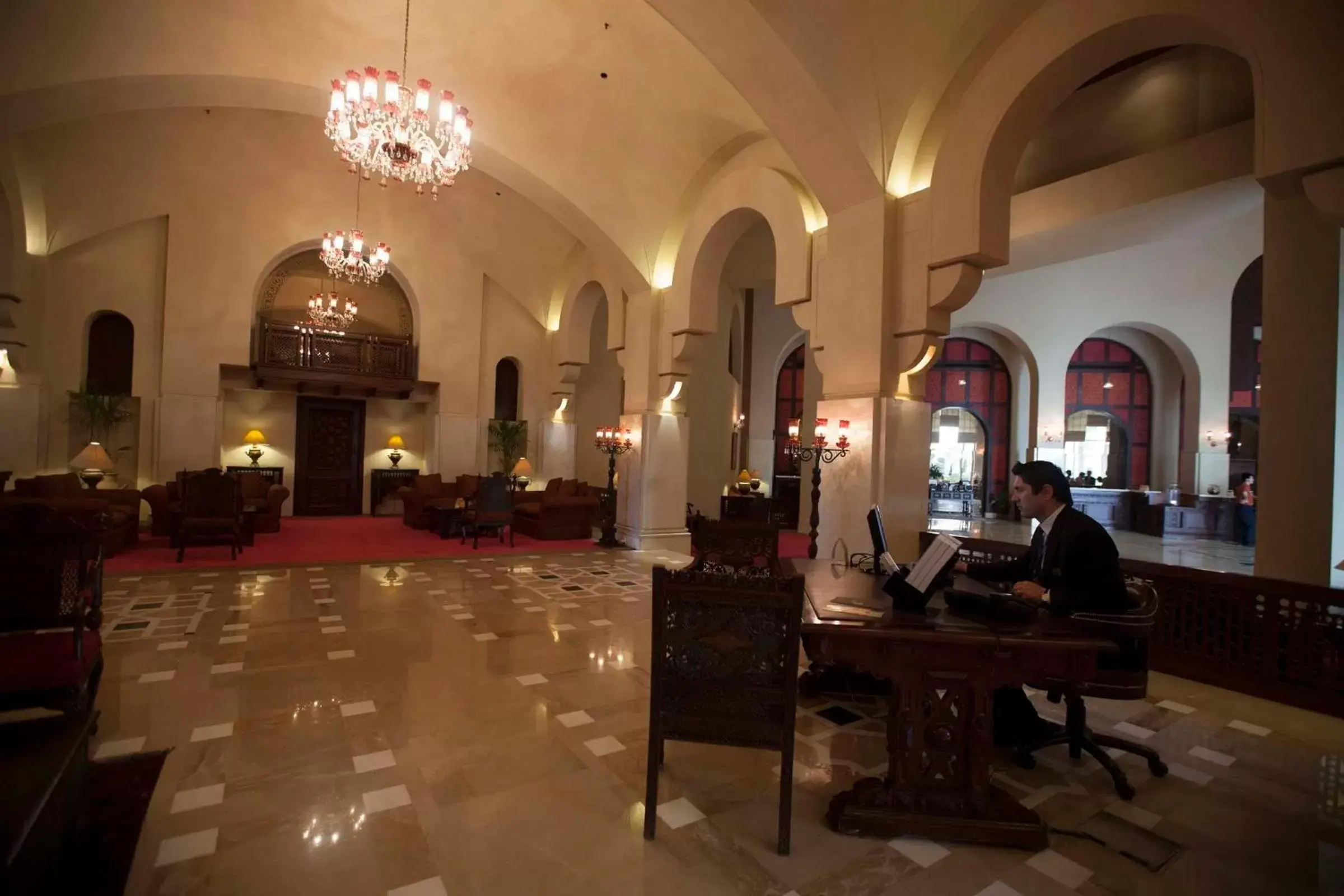 Area and facilities, Lobby/Reception in Islamabad Serena Hotel