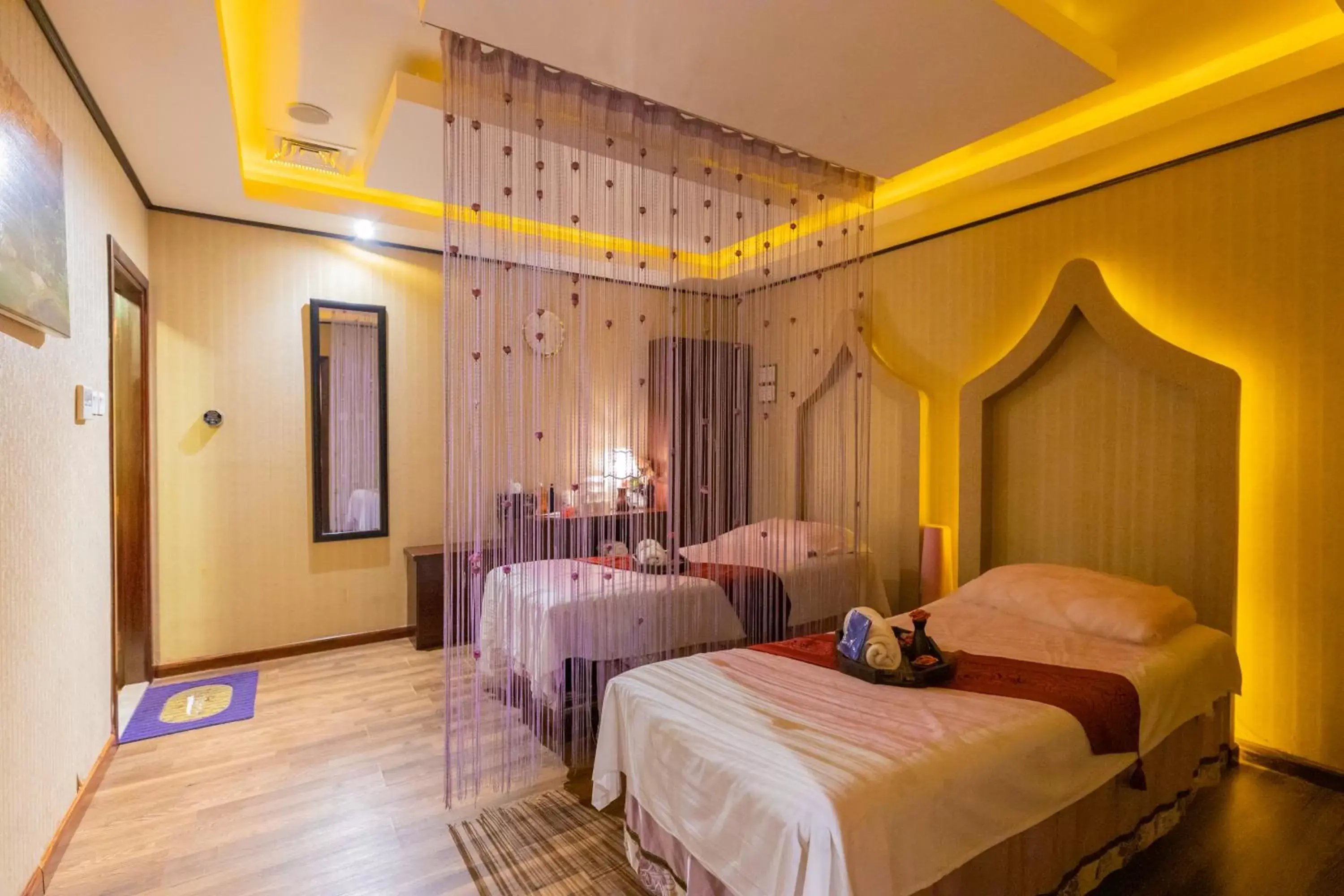 Spa and wellness centre/facilities, Bed in Ewan Tower Hotel Apartments