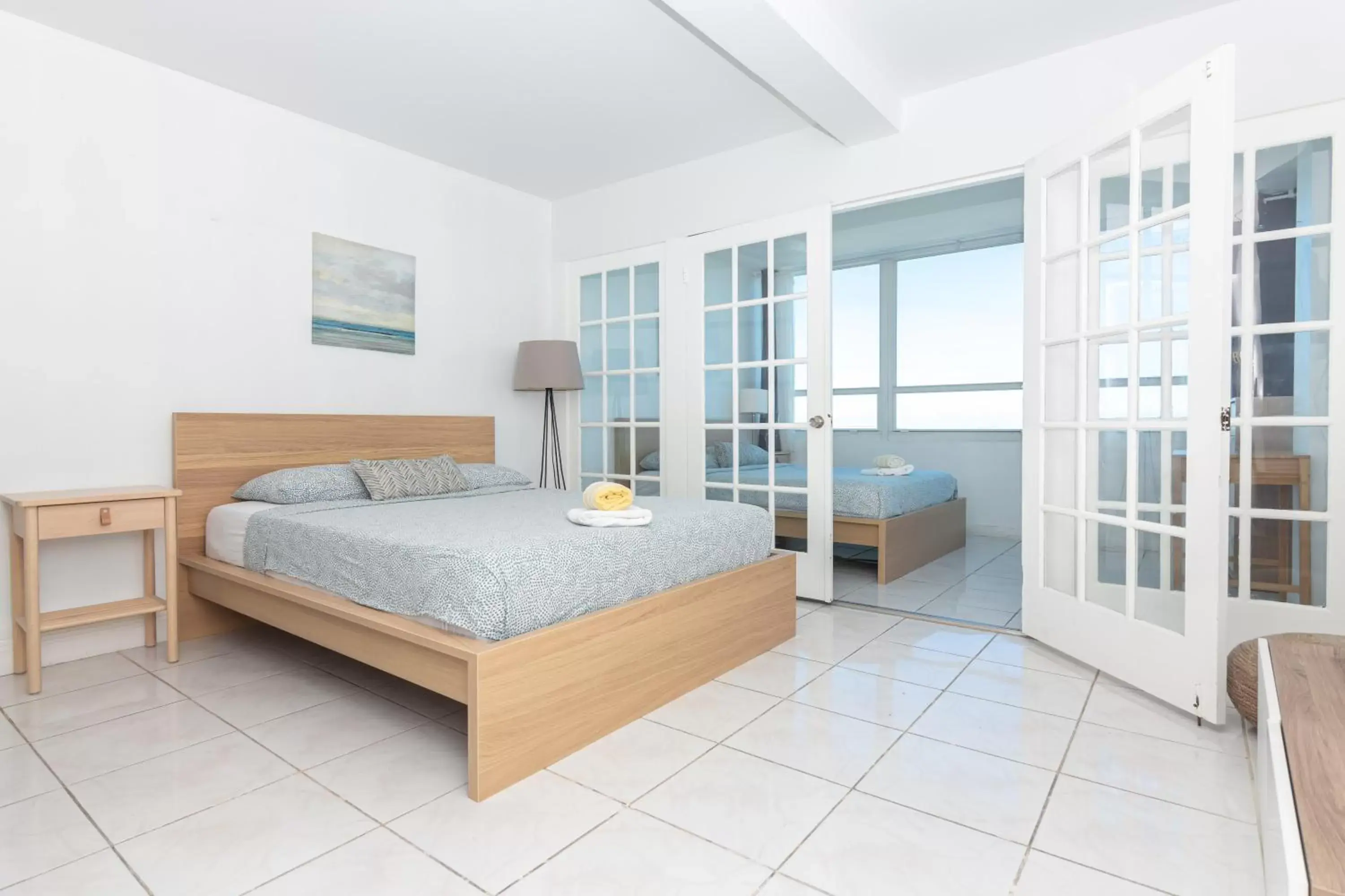 Family Room with Sea View in Girasole Apartments Family Room with Sea View in Girasole Apartments