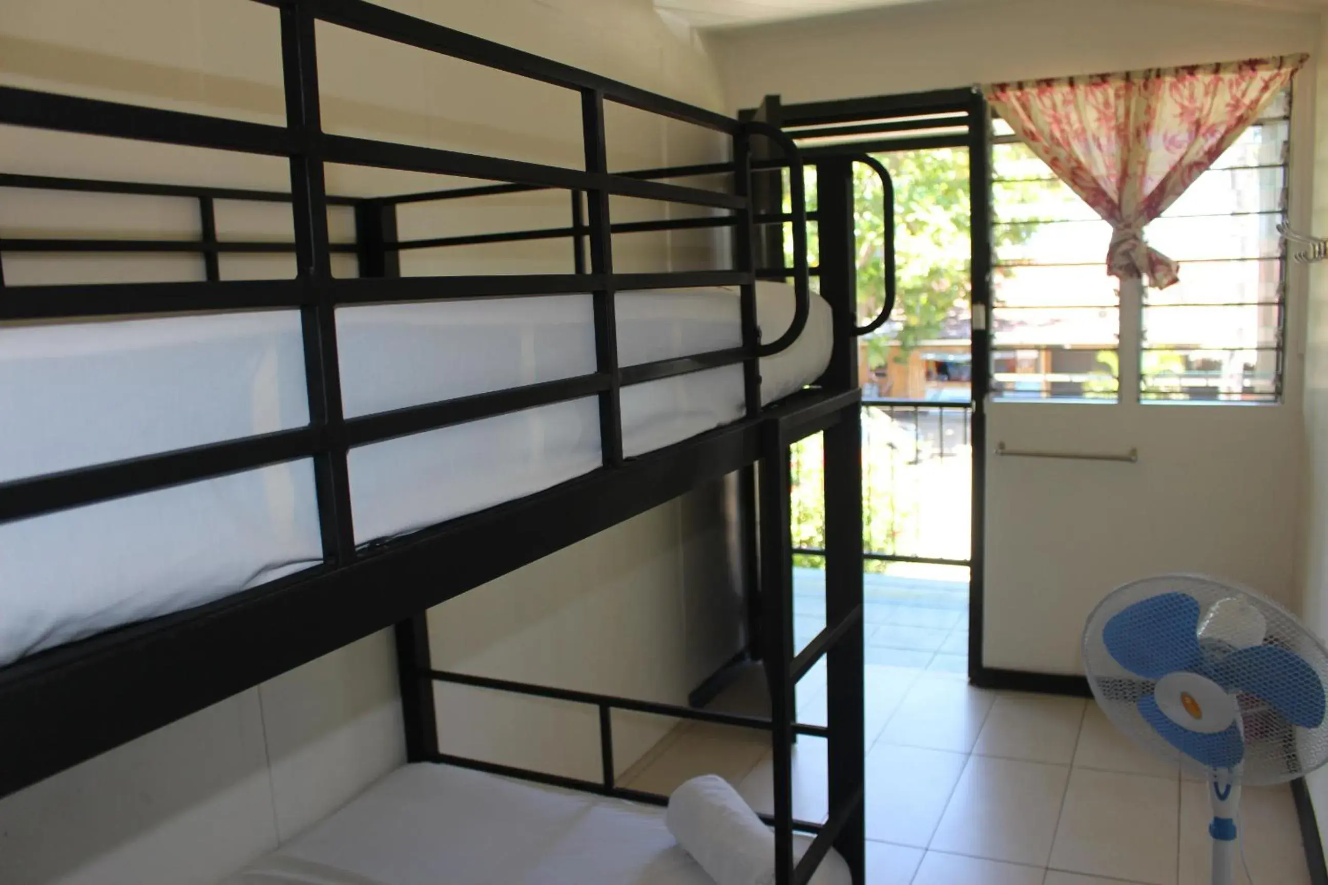 Bedroom, Bunk Bed in Bamboo Backpackers Hostel