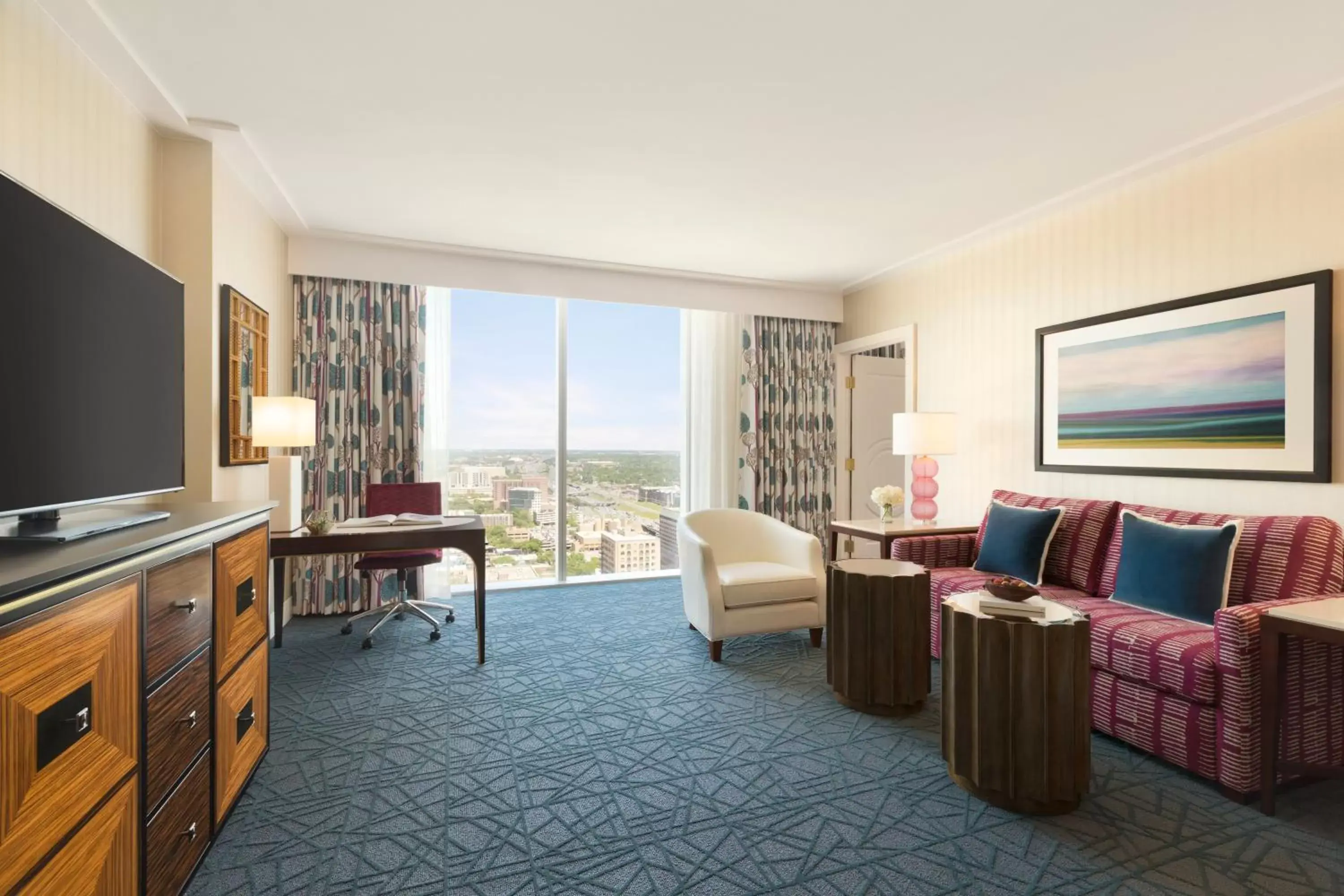 TV and multimedia, Seating Area in Fairmont Austin Gold Experience