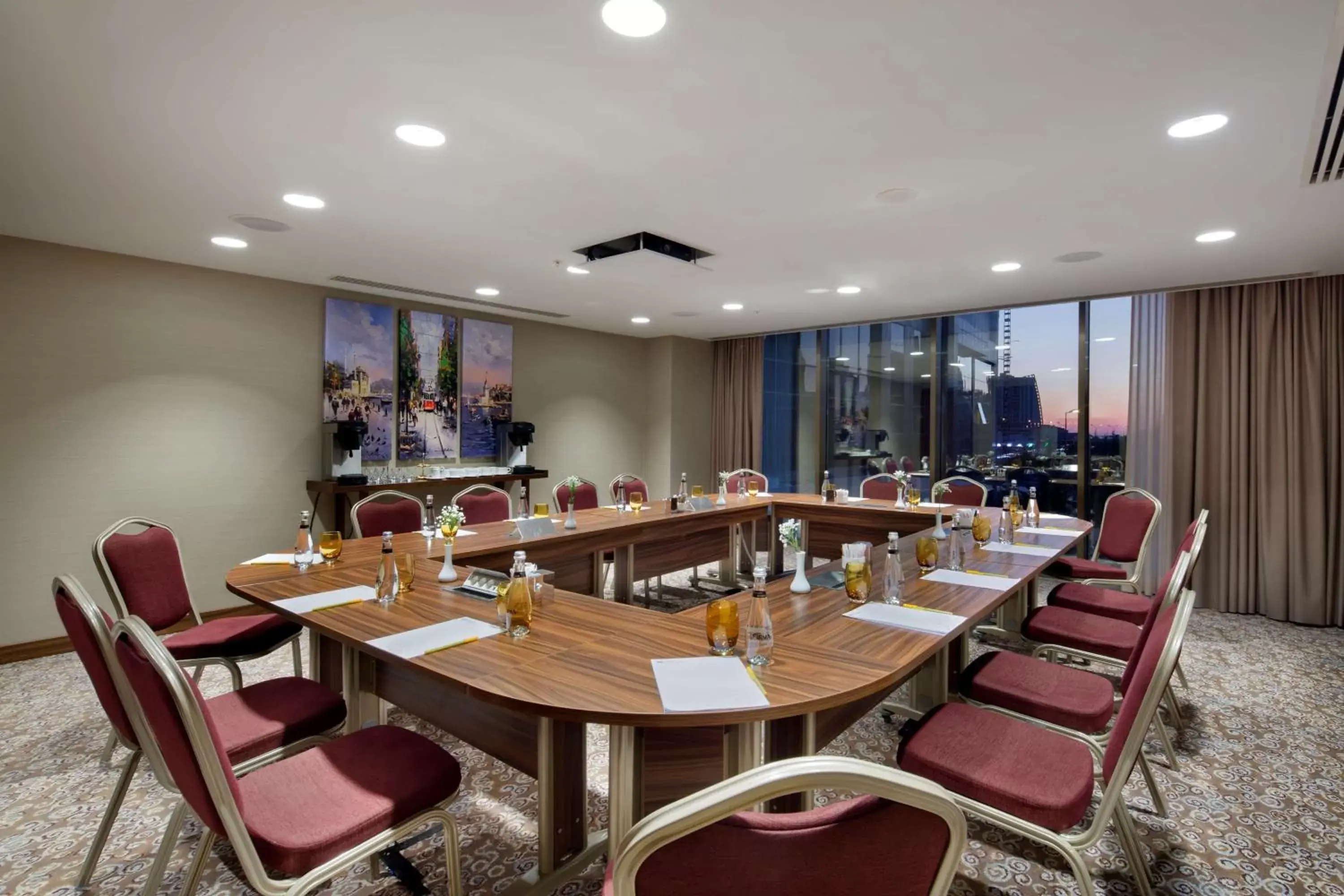 Meeting/conference room in Hilton Garden Inn Istanbul Beylikduzu