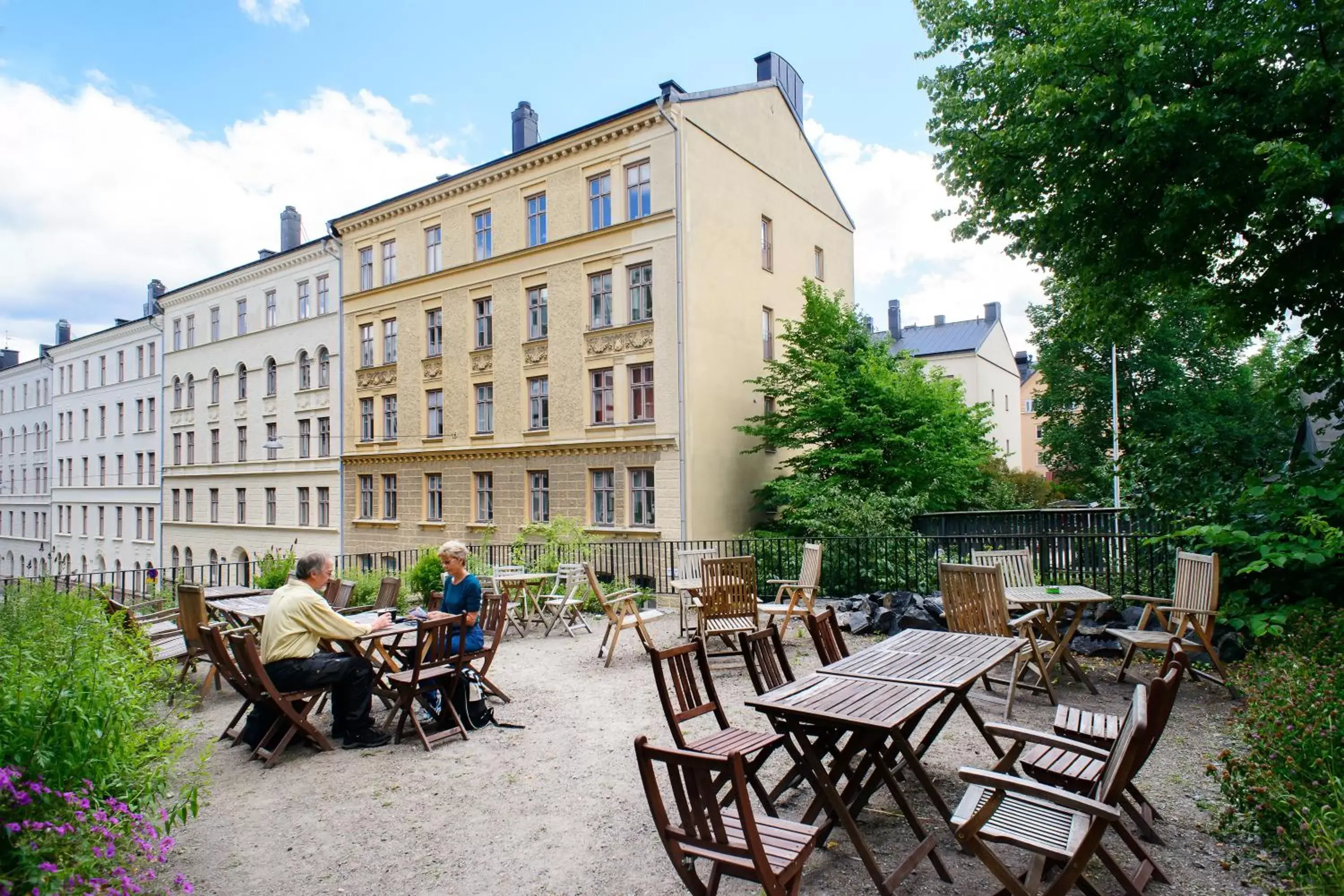 Facade/entrance, Property Building in Hotel Hellstens Malmgård