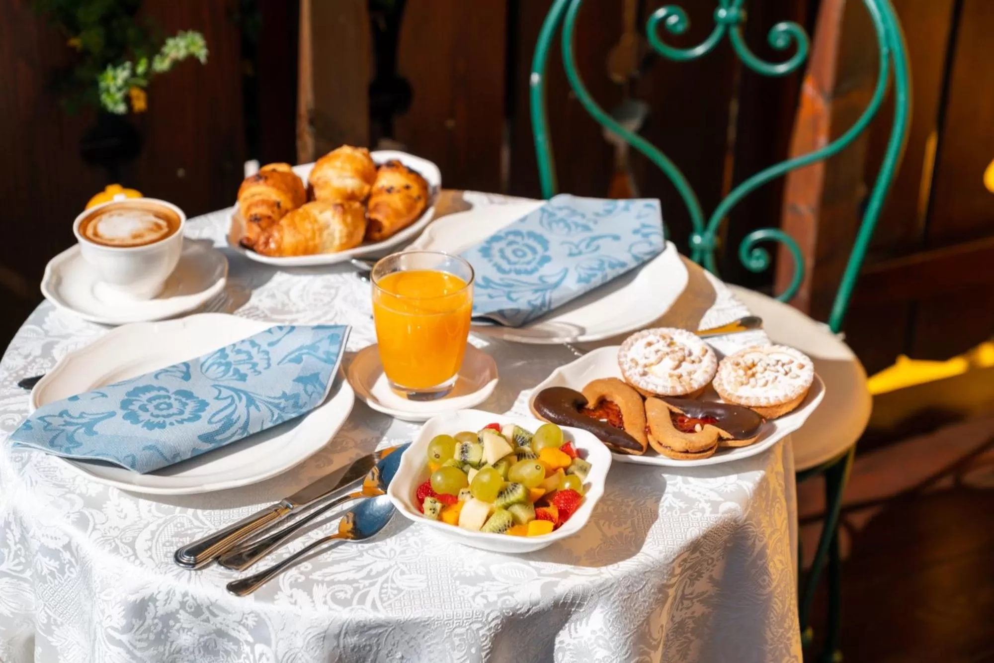 Balcony/Terrace in Ambra Cortina Luxury&Fashion Hotel