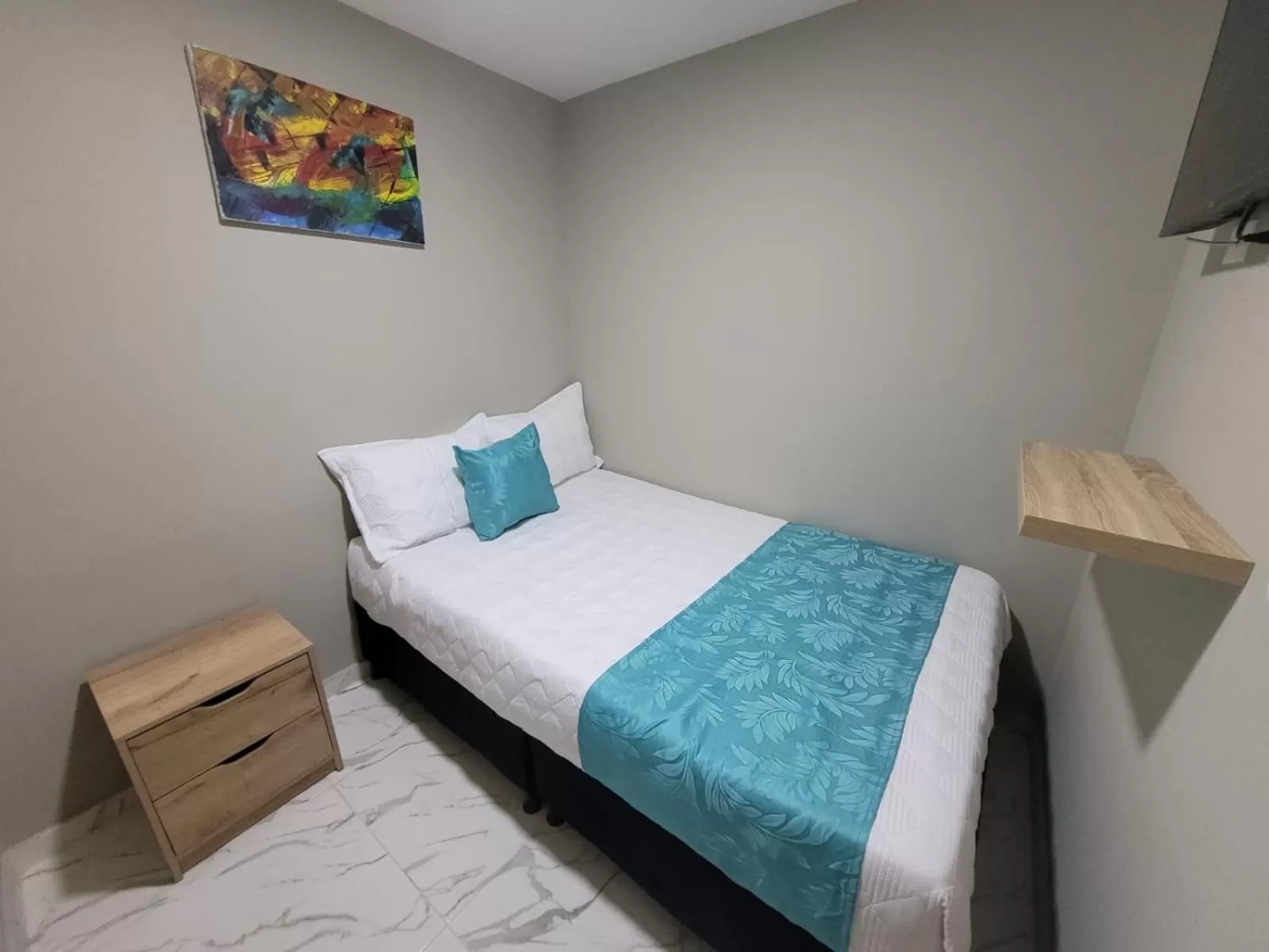 Bedroom, Bed in HOTEL LUXEM