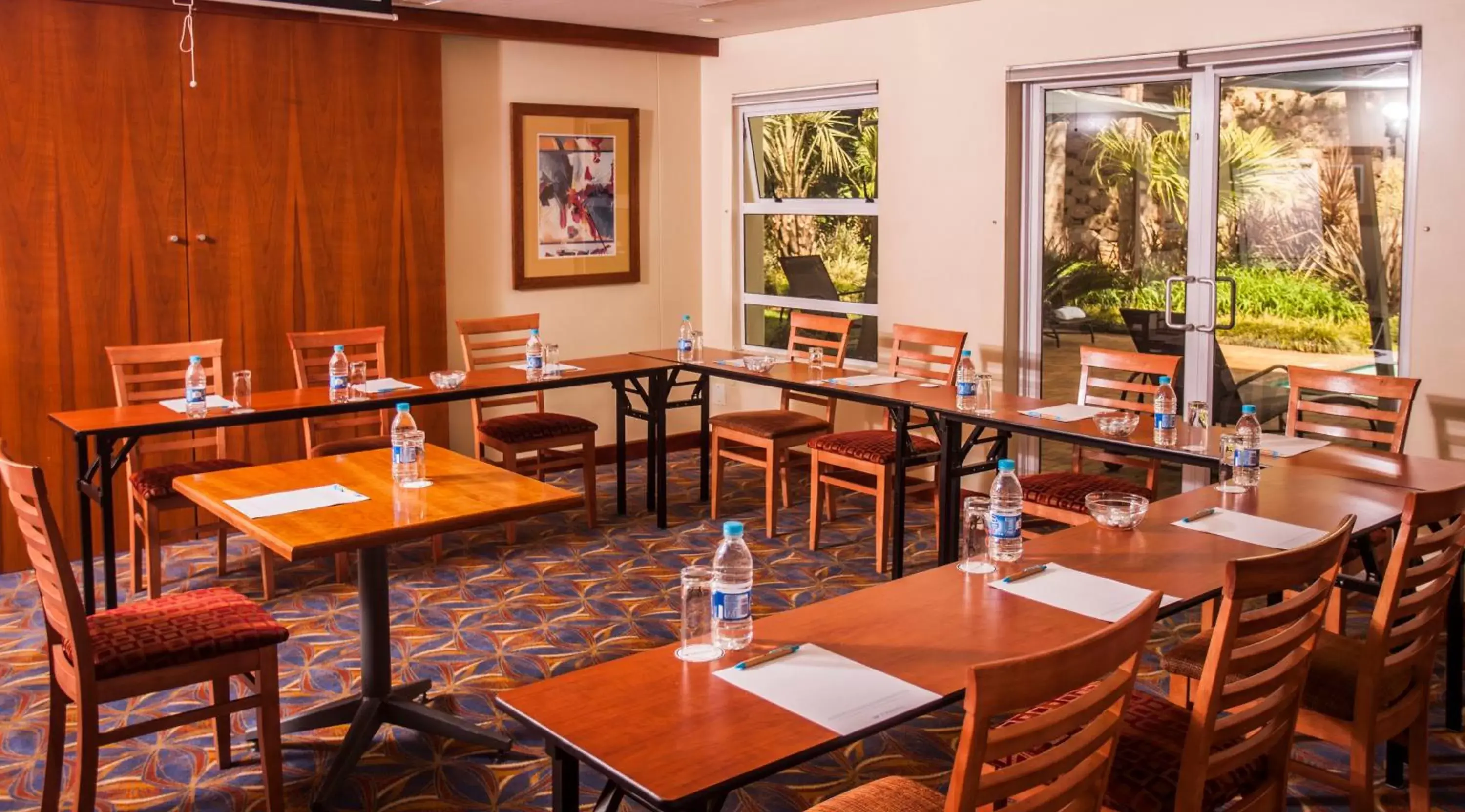 Banquet/Function facilities, Restaurant/Places to Eat in StayEasy Pretoria