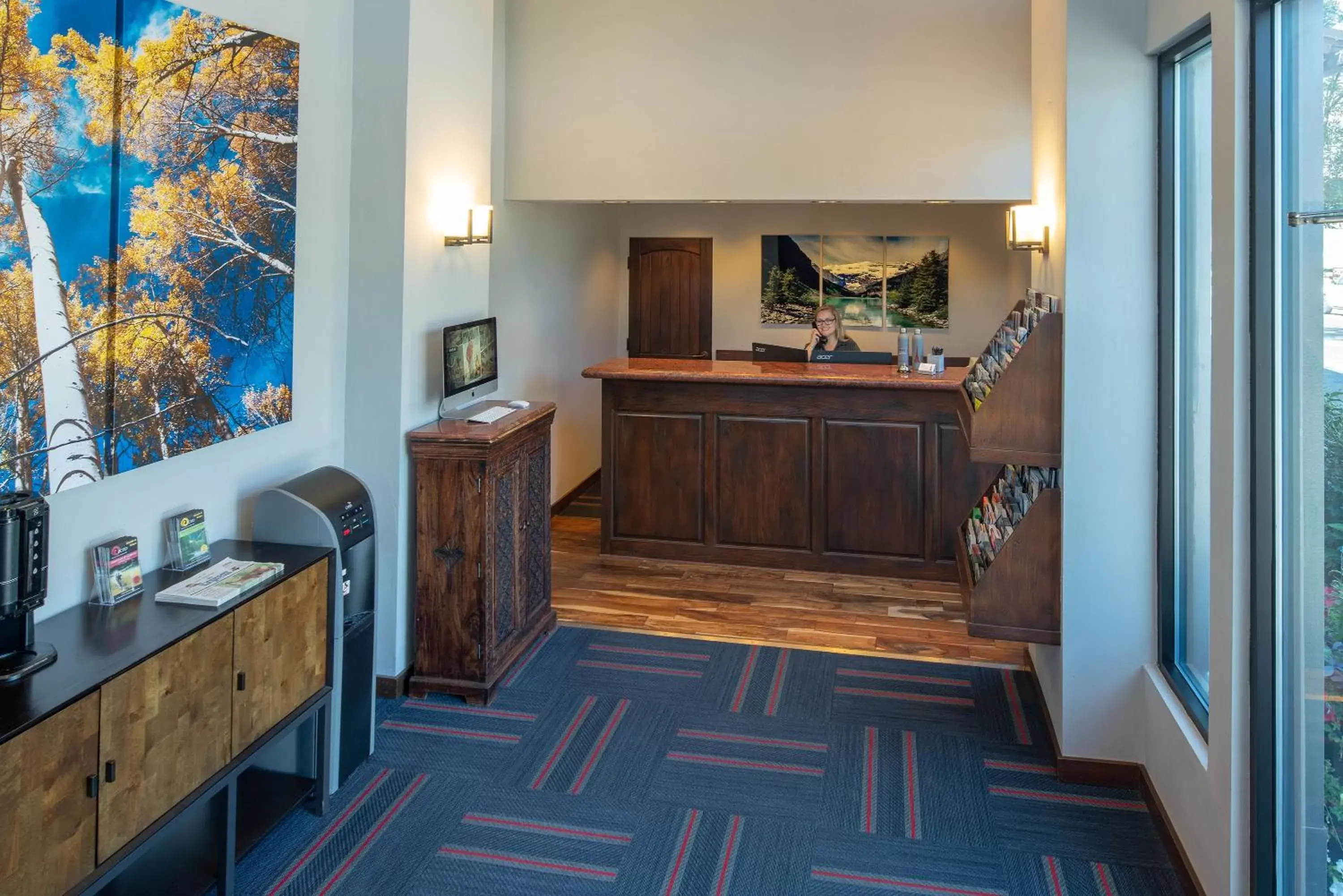 Lobby or reception, Lobby/Reception in Tamarack Lodge