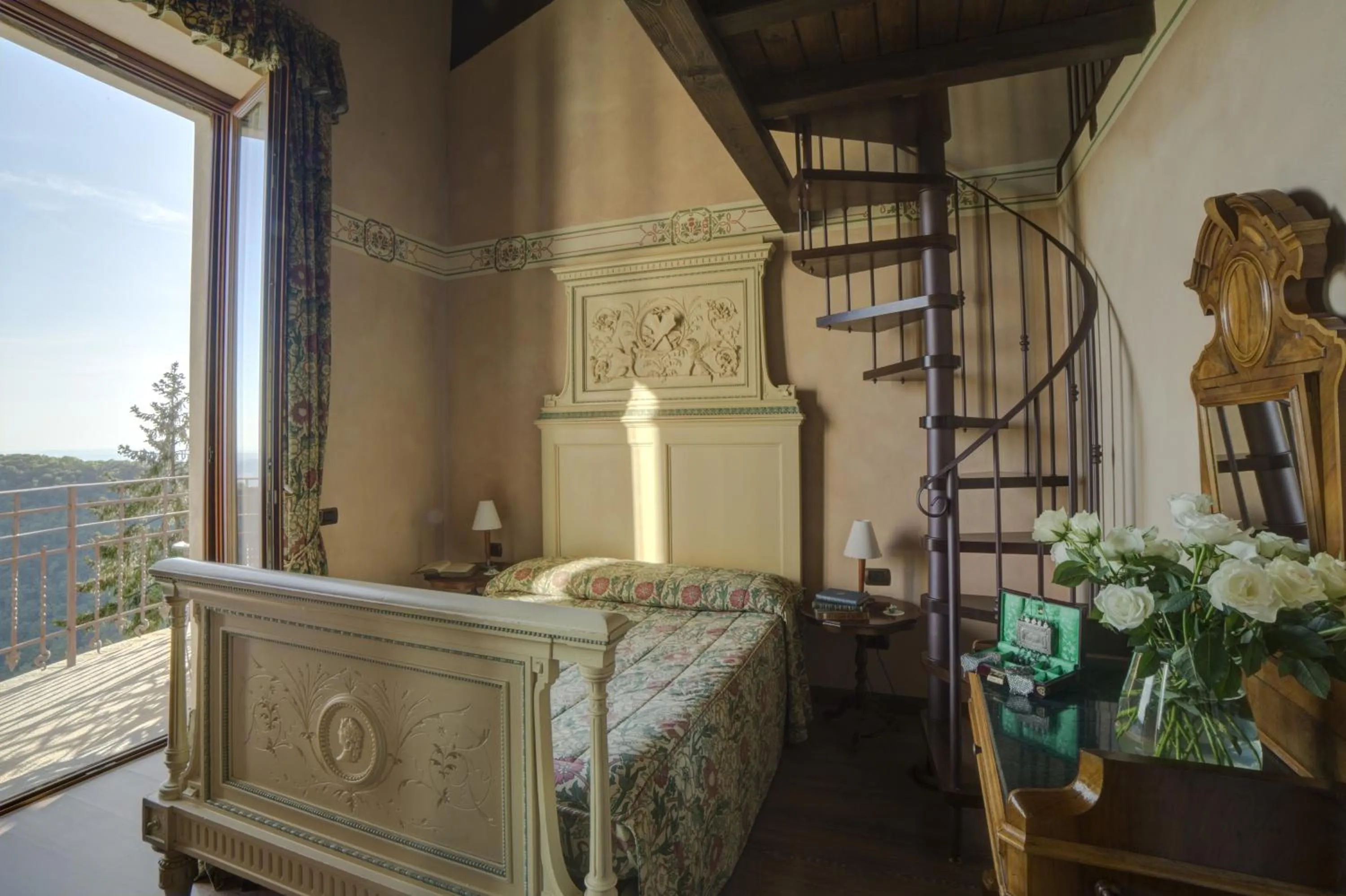 Bed in Al Borducan Boutique Hotel