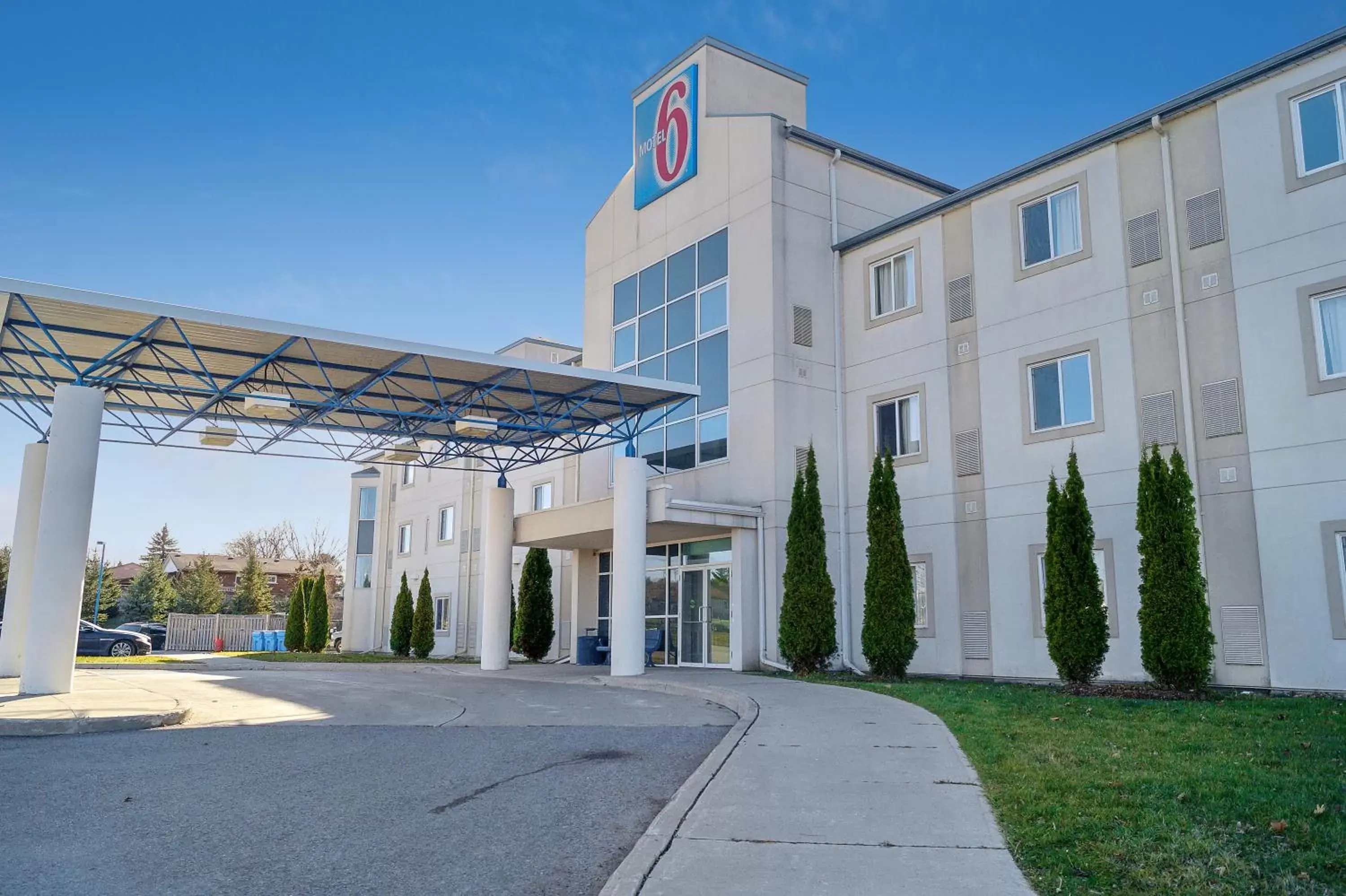 Facade/entrance in Motel 6-Peterborough, ON Facade/entrance in Motel 6-Peterborough, ON