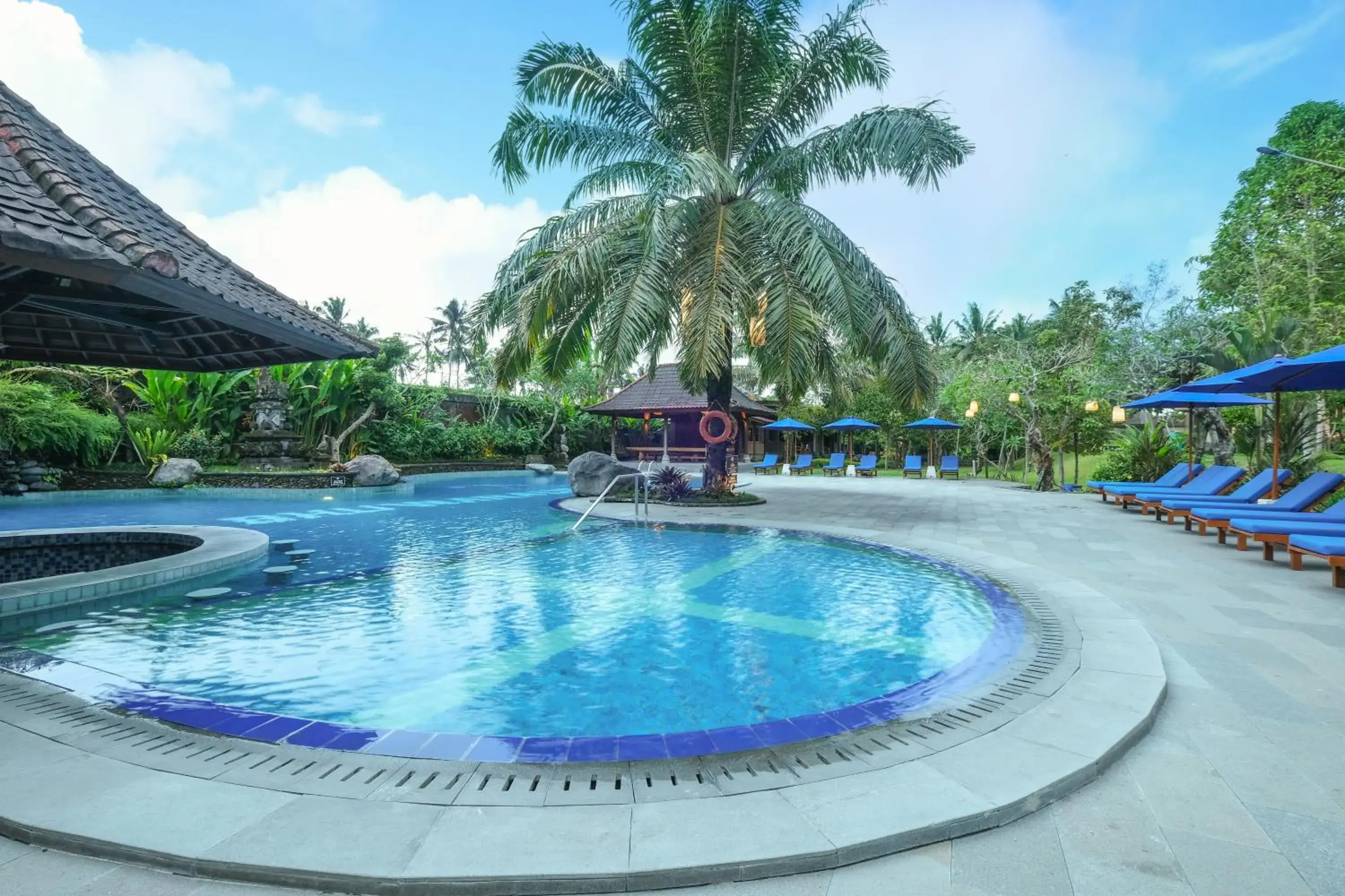 Swimming Pool in Bhuwana Ubud Hotel and Farming