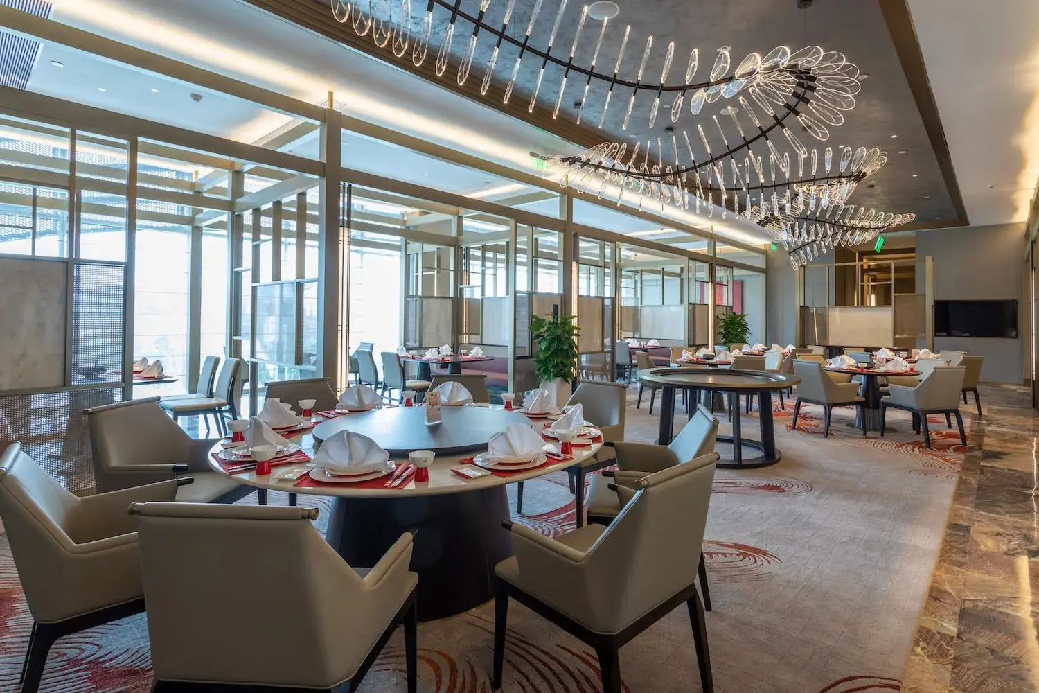 Restaurant/places to eat in HUALUXE Xi'an Chanba by IHG-西安浐灞华邑酒店-Near Xi'an International Convention Exhibition Center and Shopping mall and The Romantic show of Xi'an-Free Luggage Storage-English Service Restaurant/places to eat in HUALUXE Xi'an Chanba by IHG-西安浐灞华邑酒店-Near Xi'an International Convention Exhibition Center and Shopping mall and The Romantic show of Xi'an-Free Luggage Storage-English Service