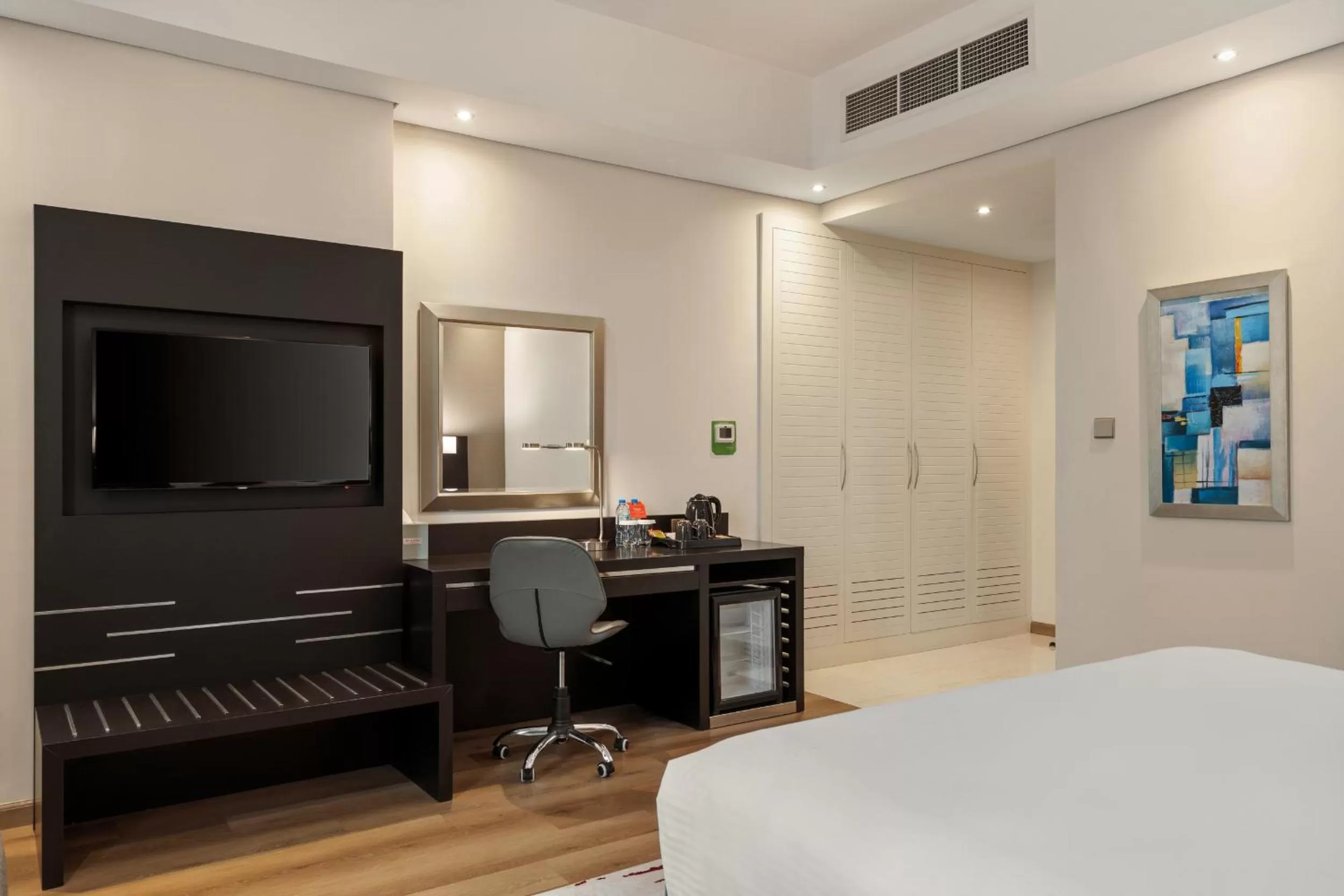 TV and multimedia, Bed in Ramada by Wyndham Dubai Barsha Heights