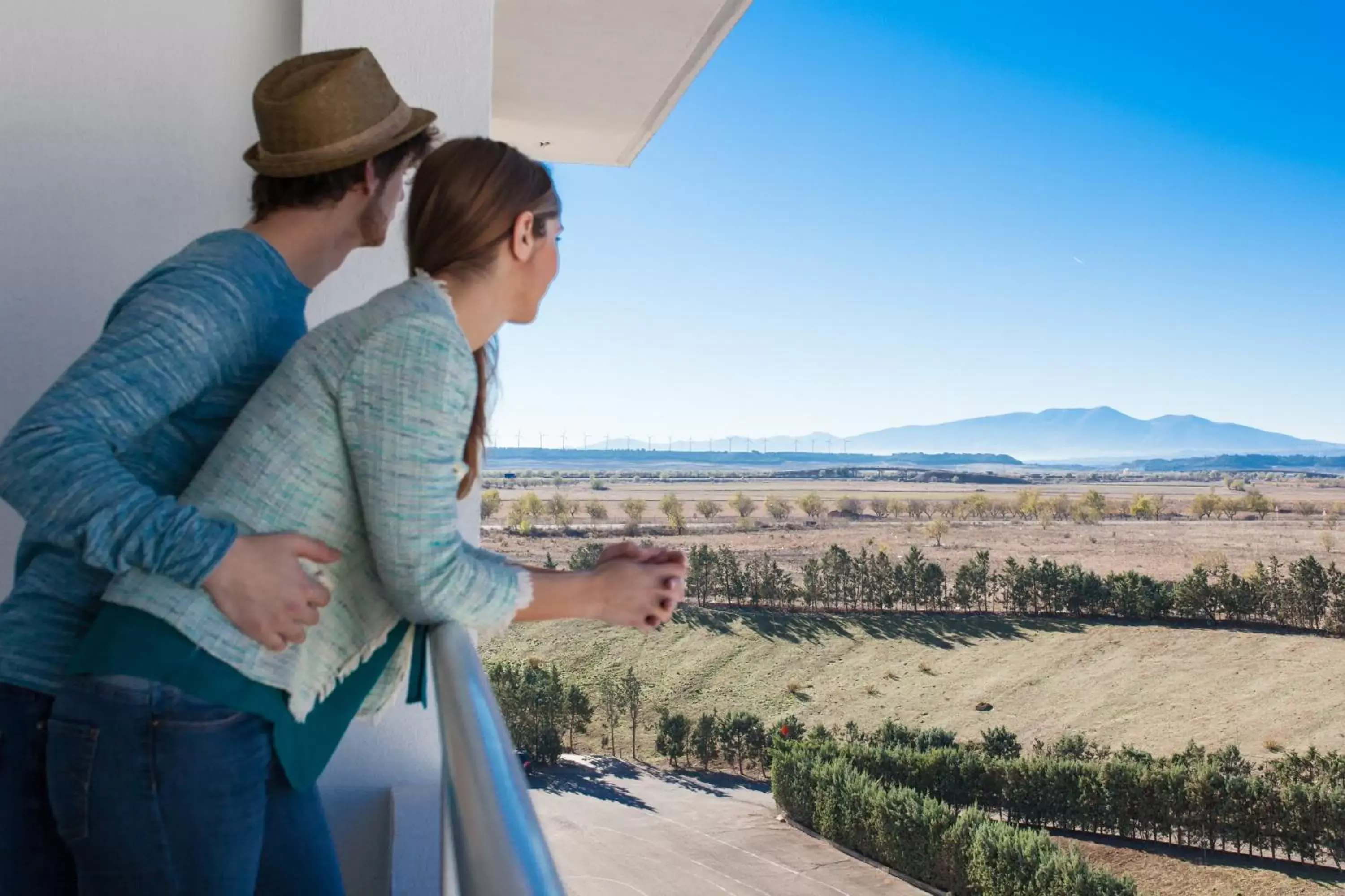 People in El Villa Castejon